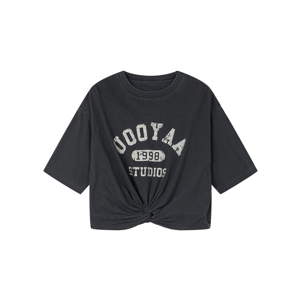 ツイストノットカレッジTシャツ