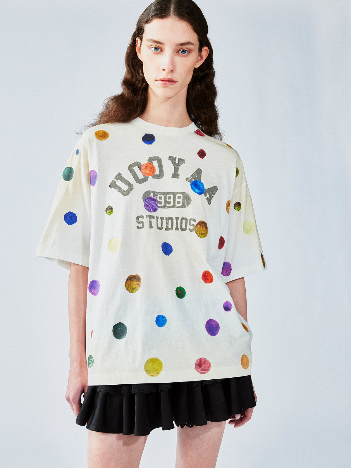 絵画的な水玉模様のリネンコットンTシャツ