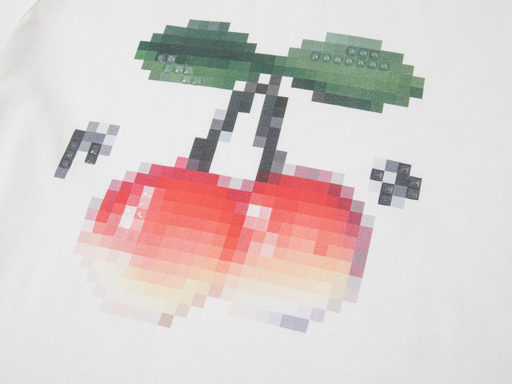 ピクセル化されたチェリーTシャツ