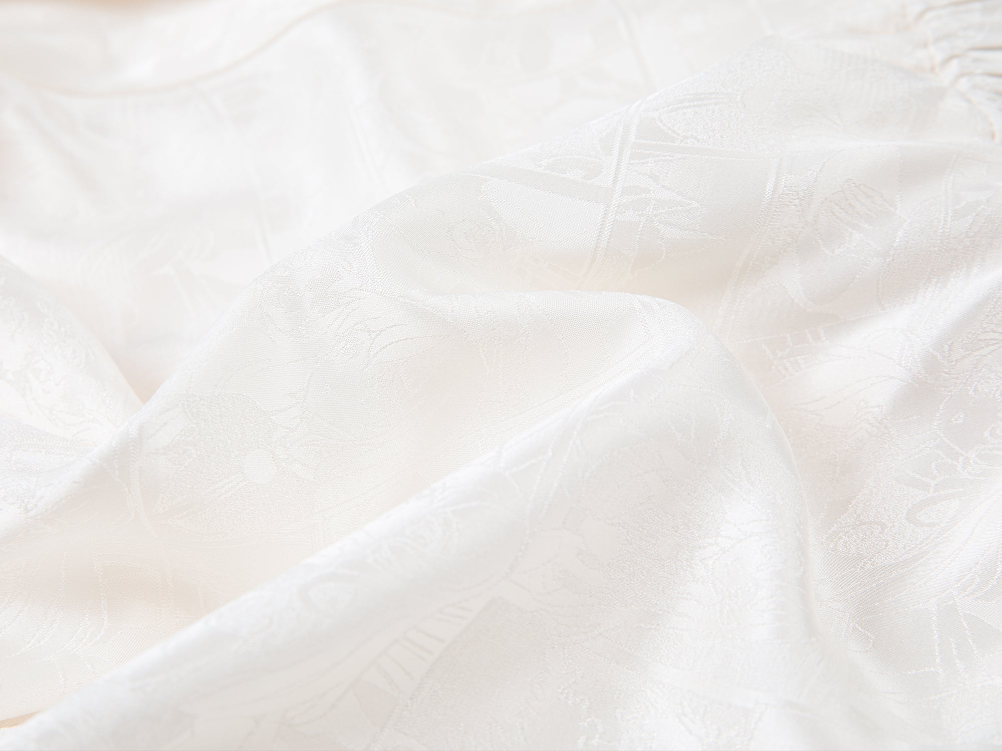 Jacquard bubble skort with girl motif