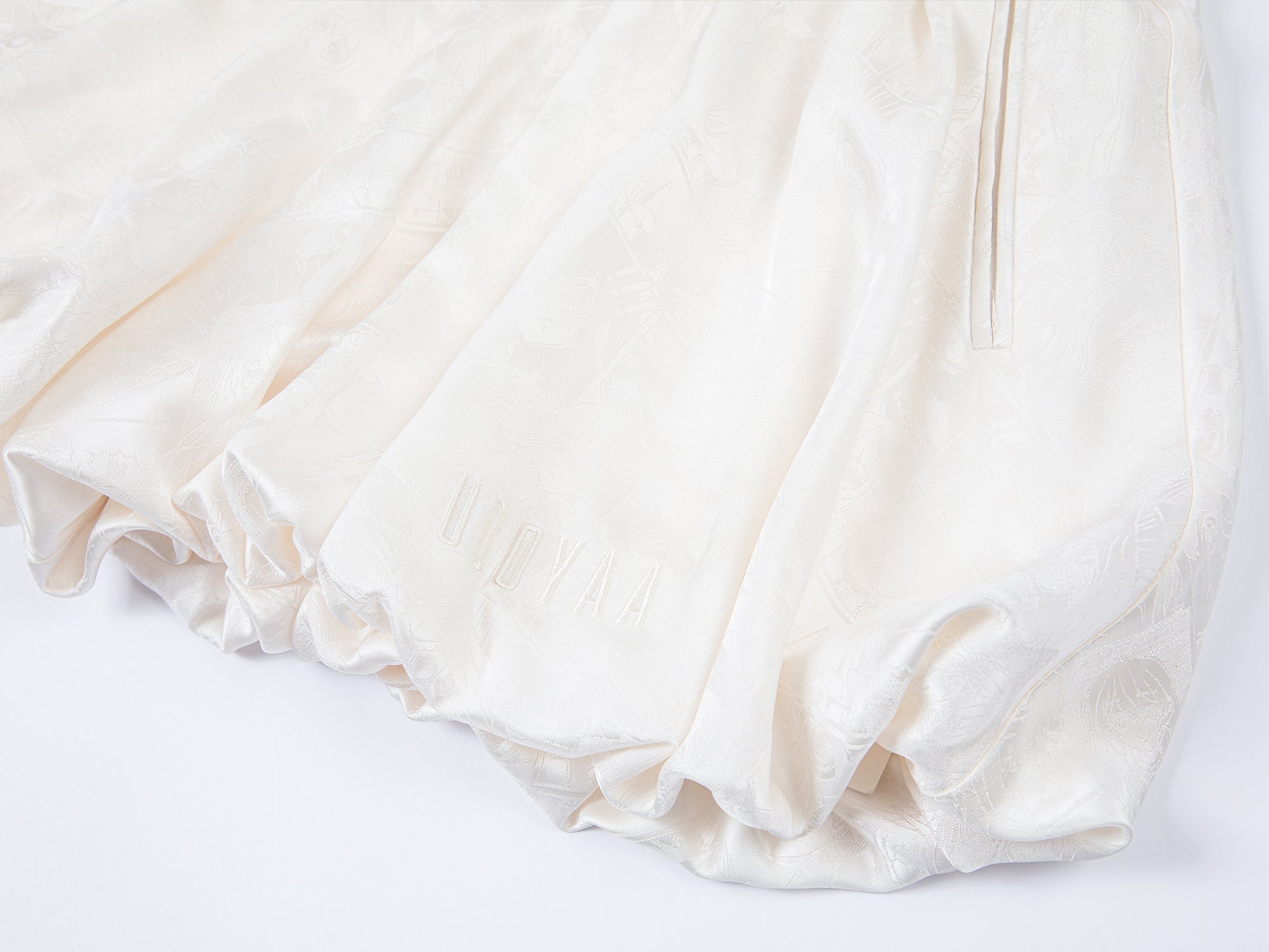 Jacquard bubble skort with girl motif