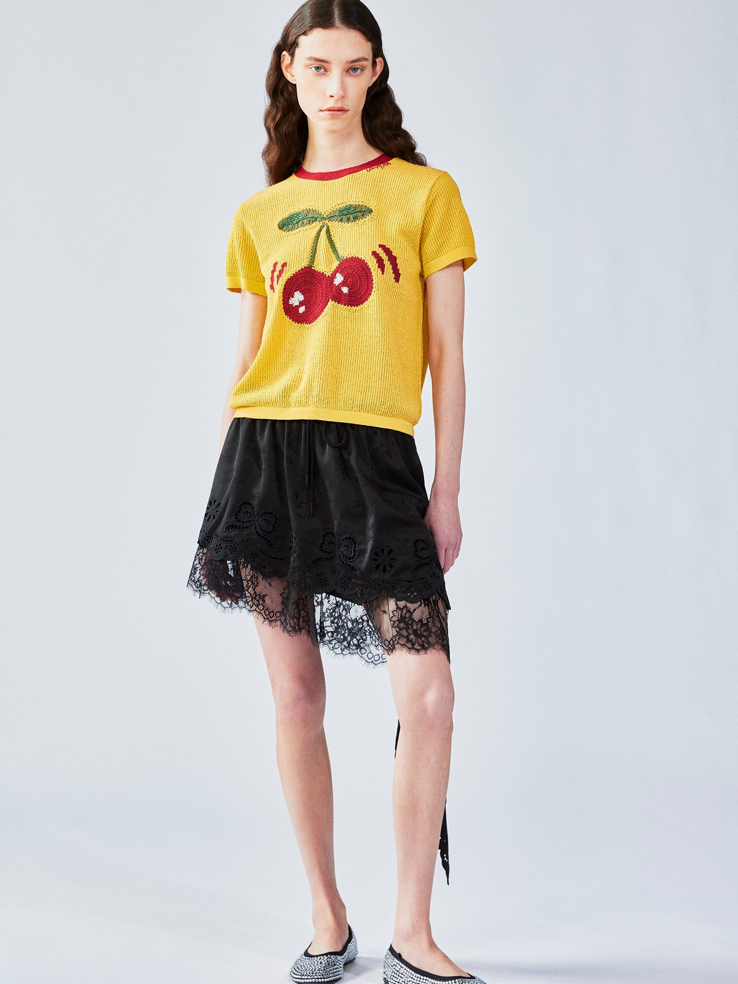 Asymmetrical lace jacquard skirt