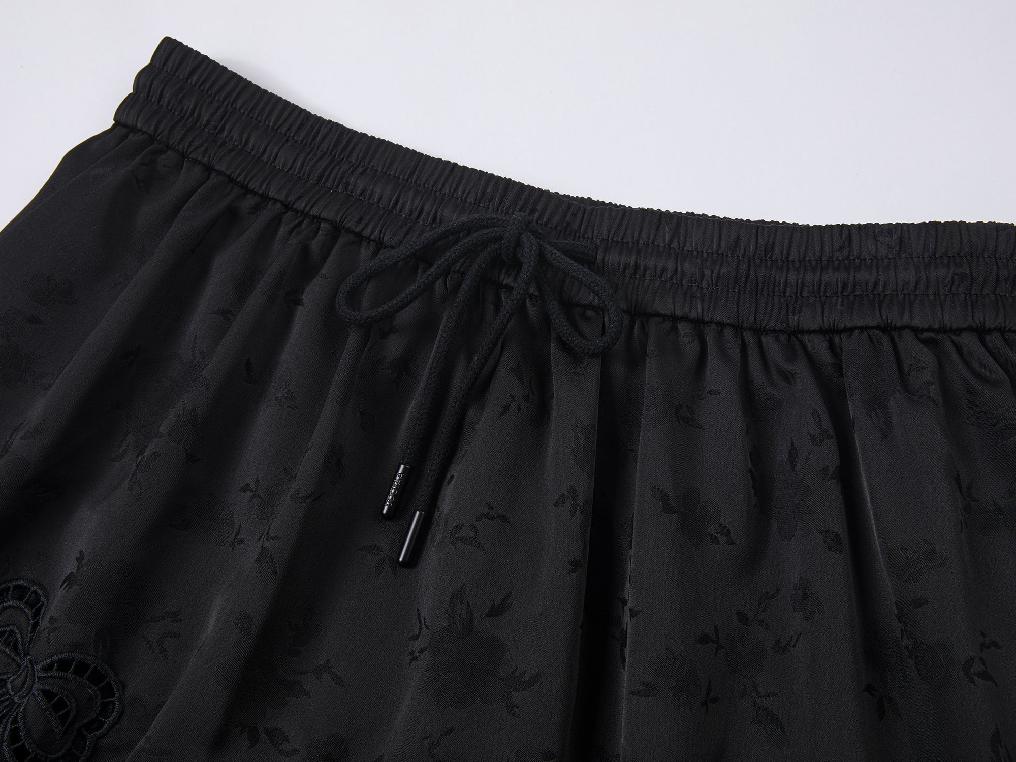 Asymmetrical lace jacquard skirt
