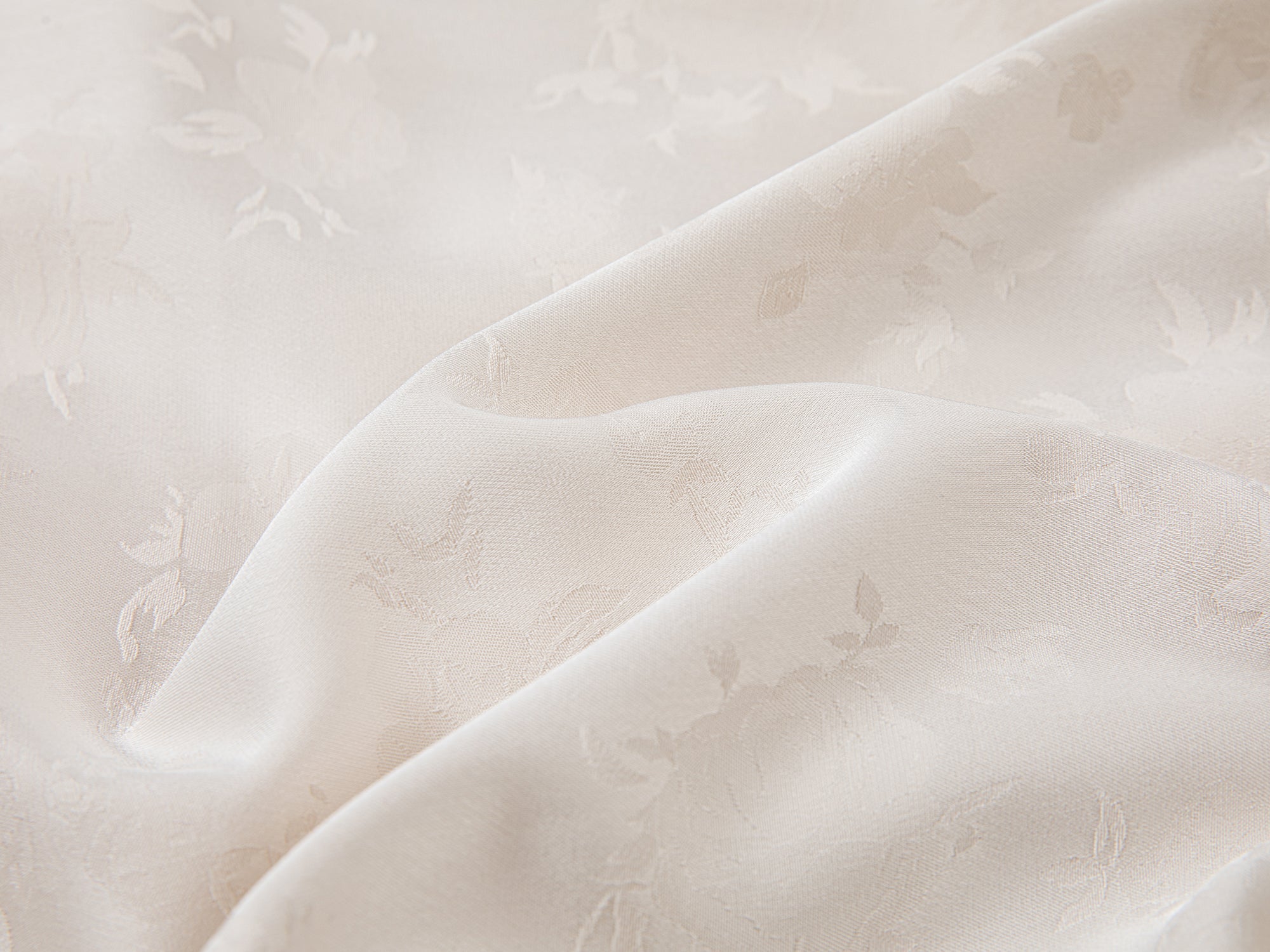 Asymmetrical lace jacquard skirt