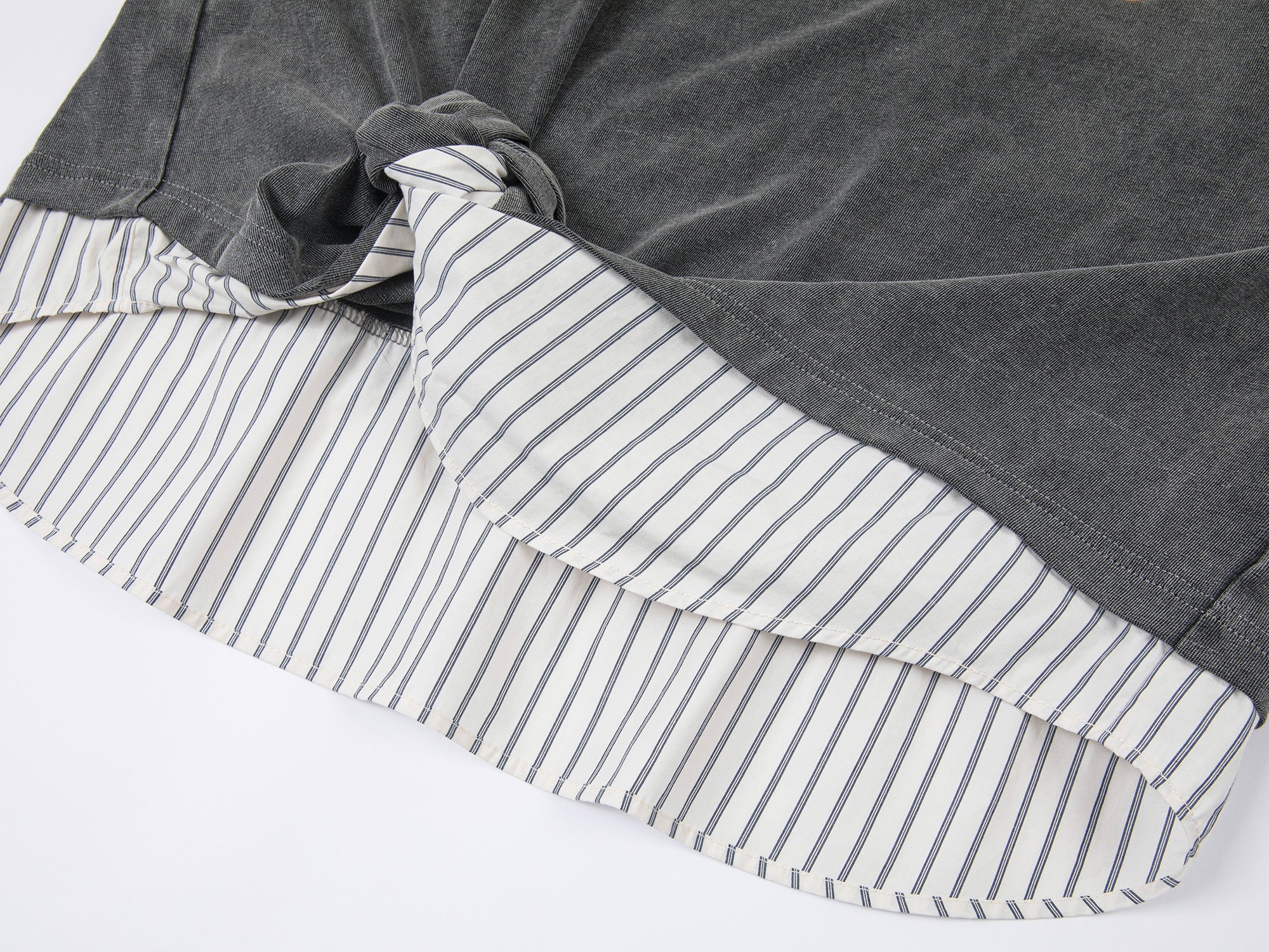 Three-dimensional twisted faux-layered shirt t-shirt