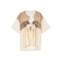 裾上げされた猫プリントTシャツ