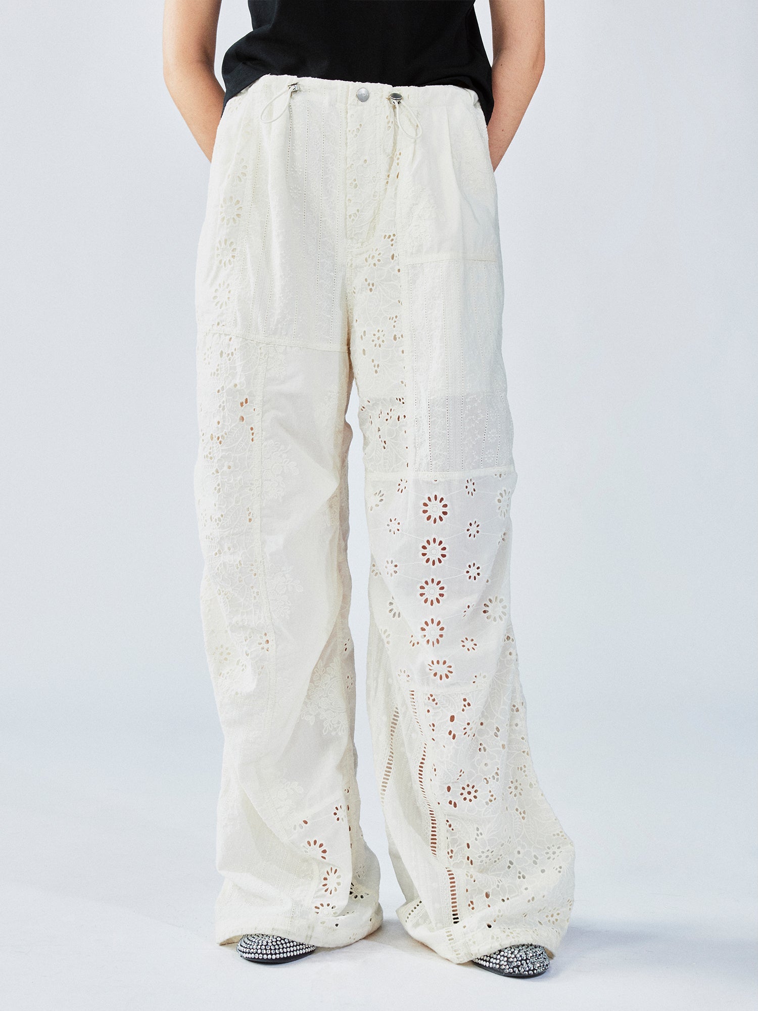 Openwork embroidered cargo pants