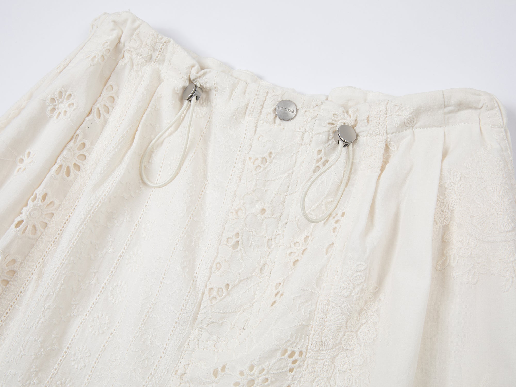 Openwork embroidered cargo pants