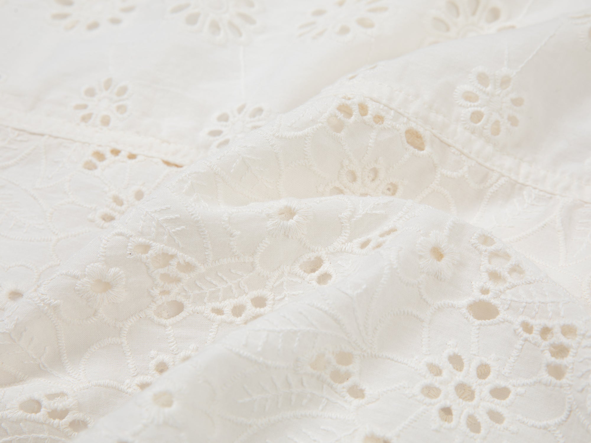 Openwork embroidered cargo pants