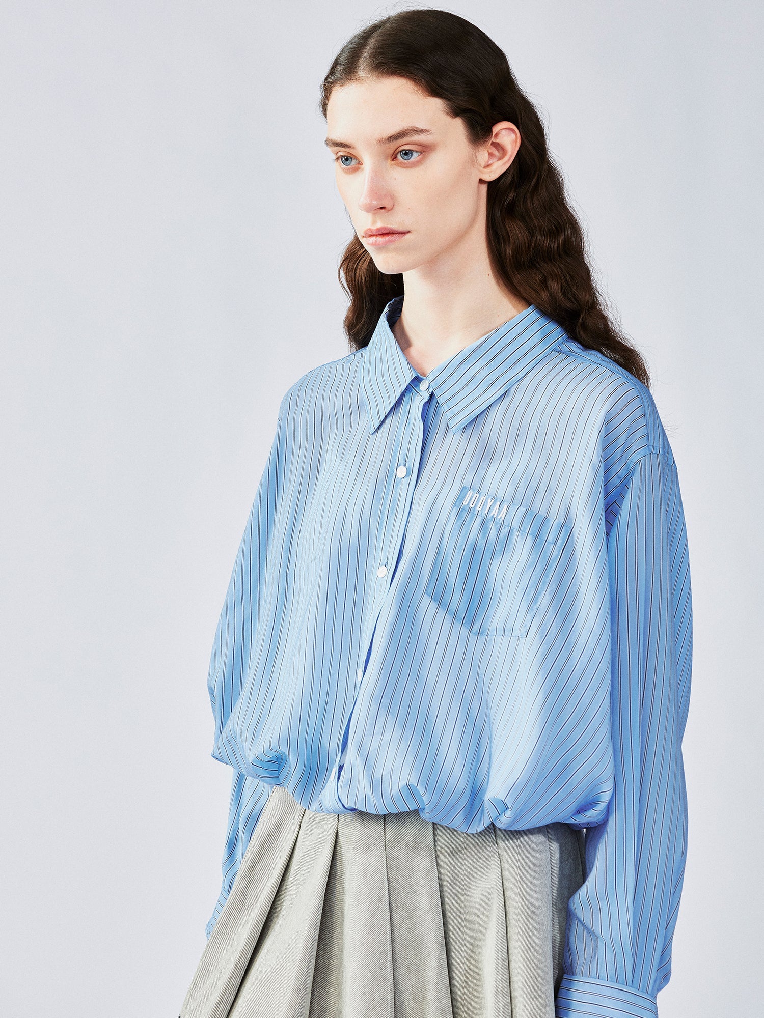 Pleated denim short skirt