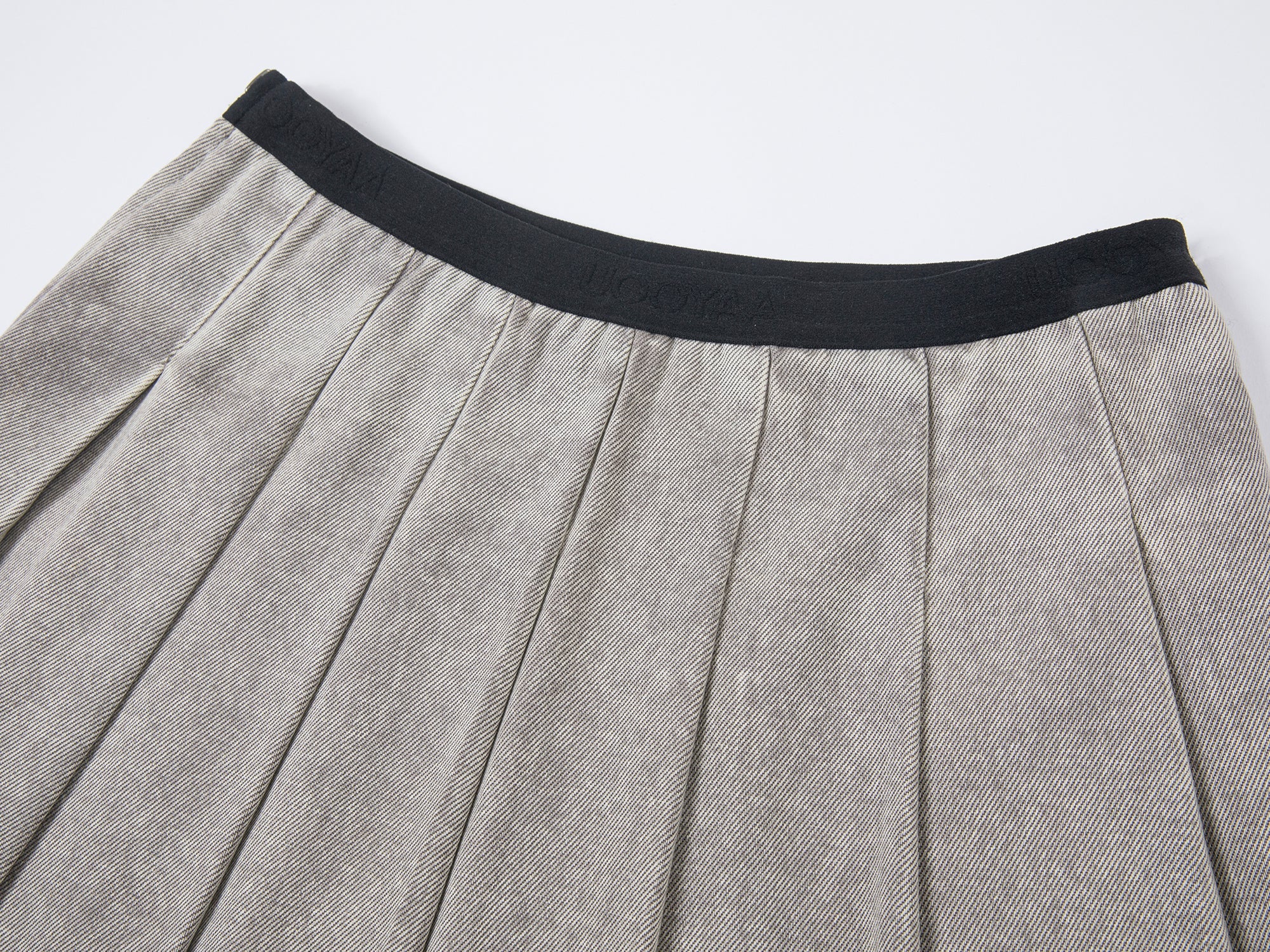 Pleated denim short skirt