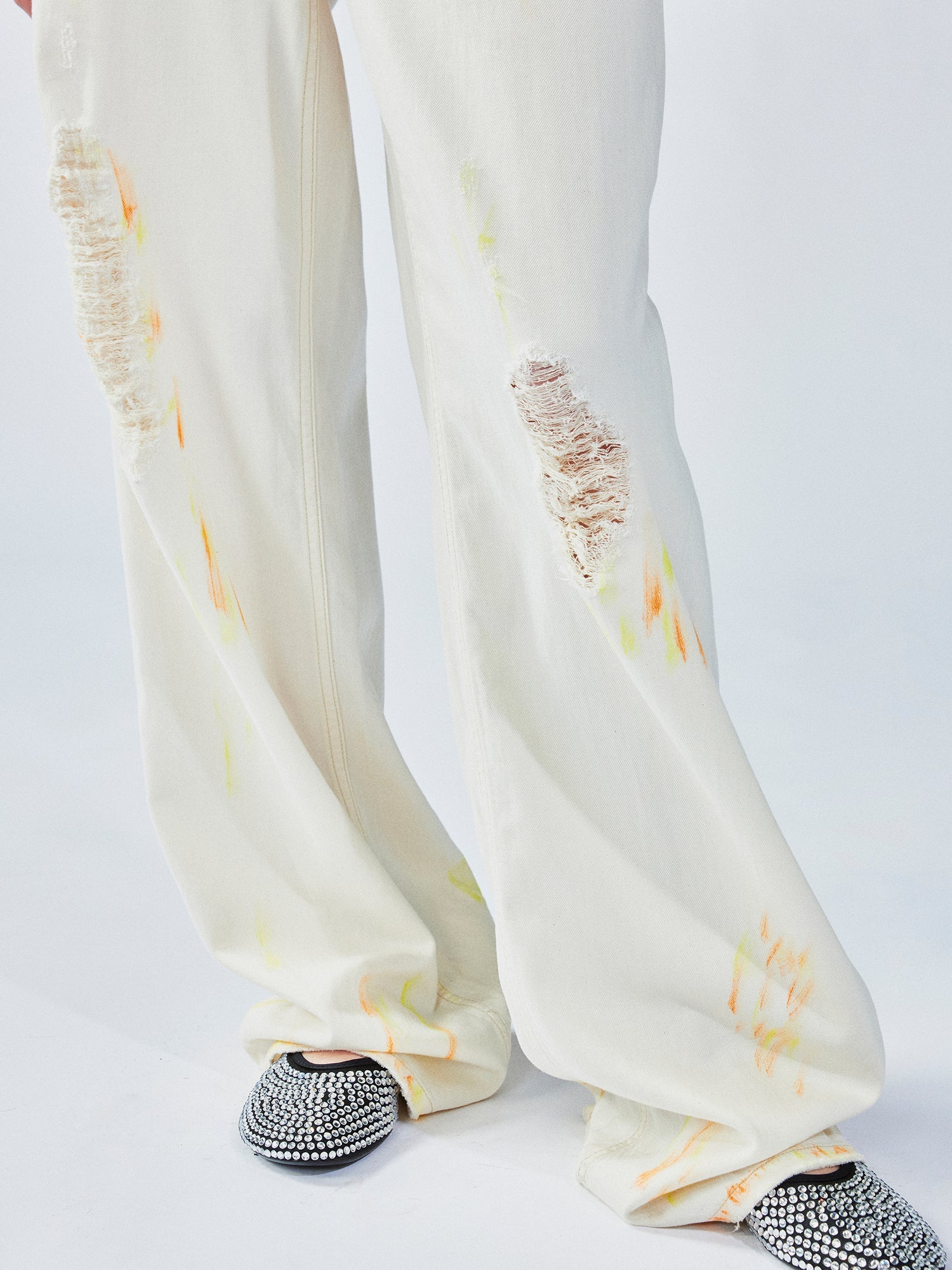 Mid-low rise faded straight jeans