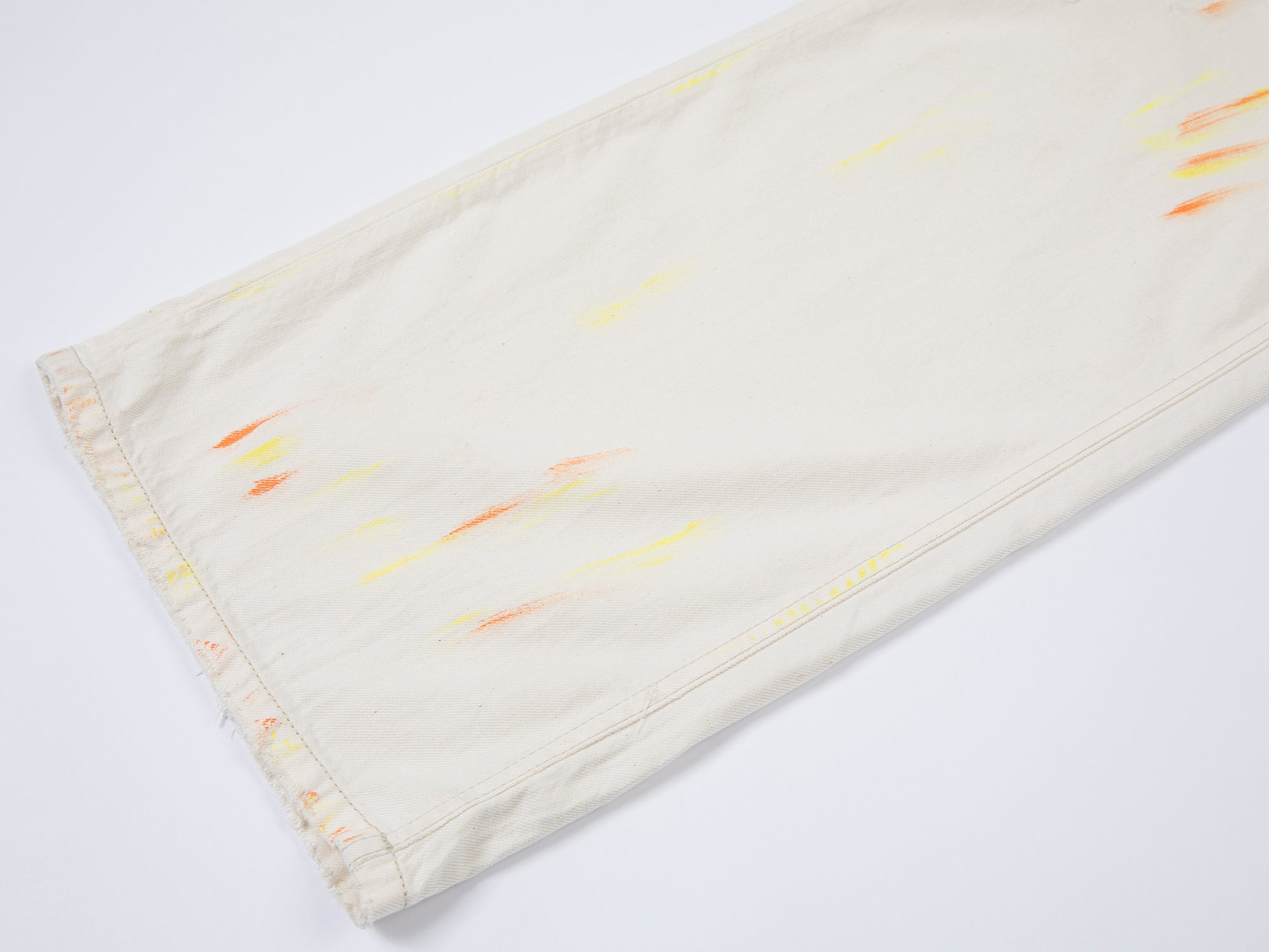 Mid-low rise faded straight jeans