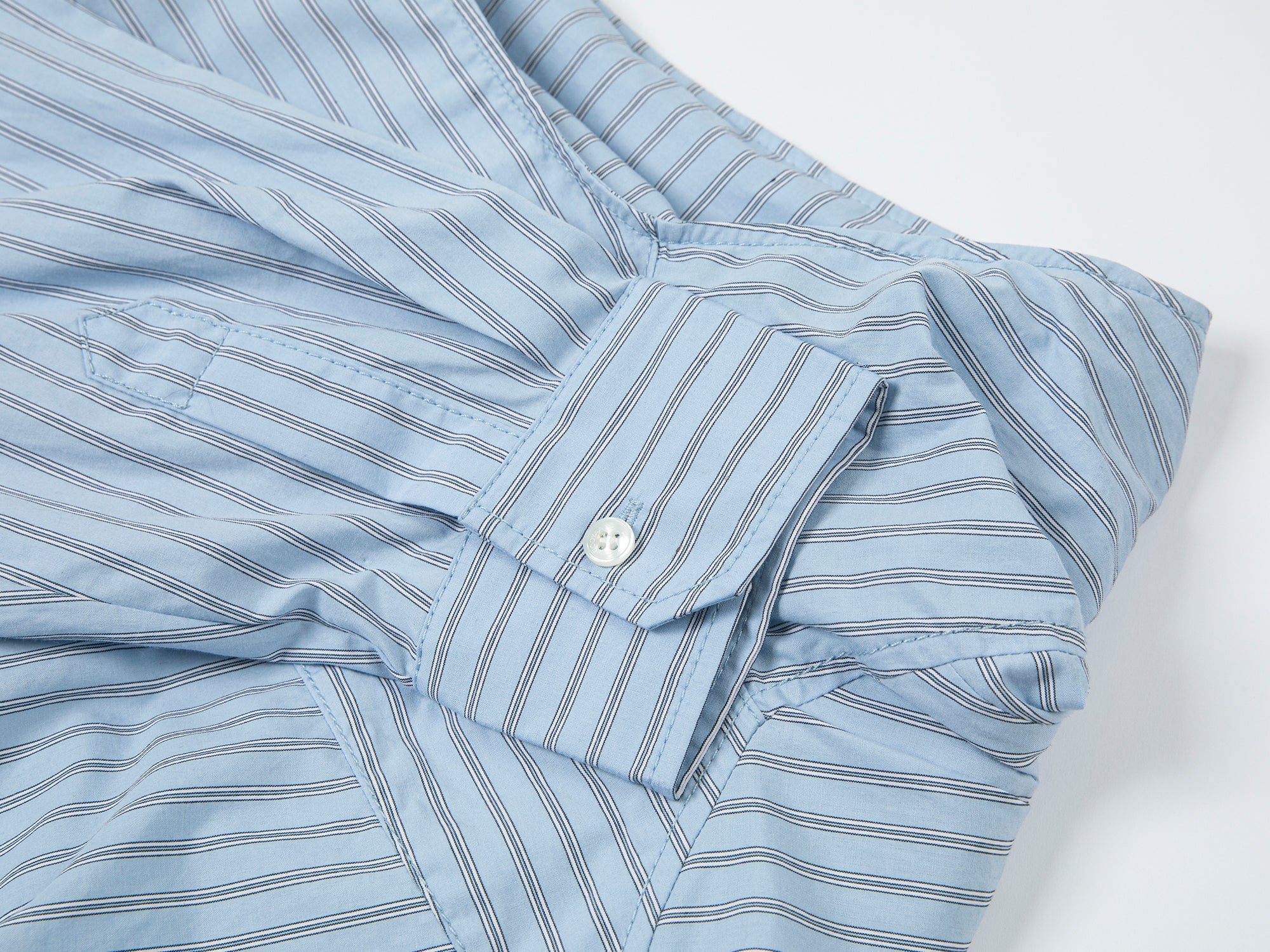 A mini skirt inspired by men's shirts