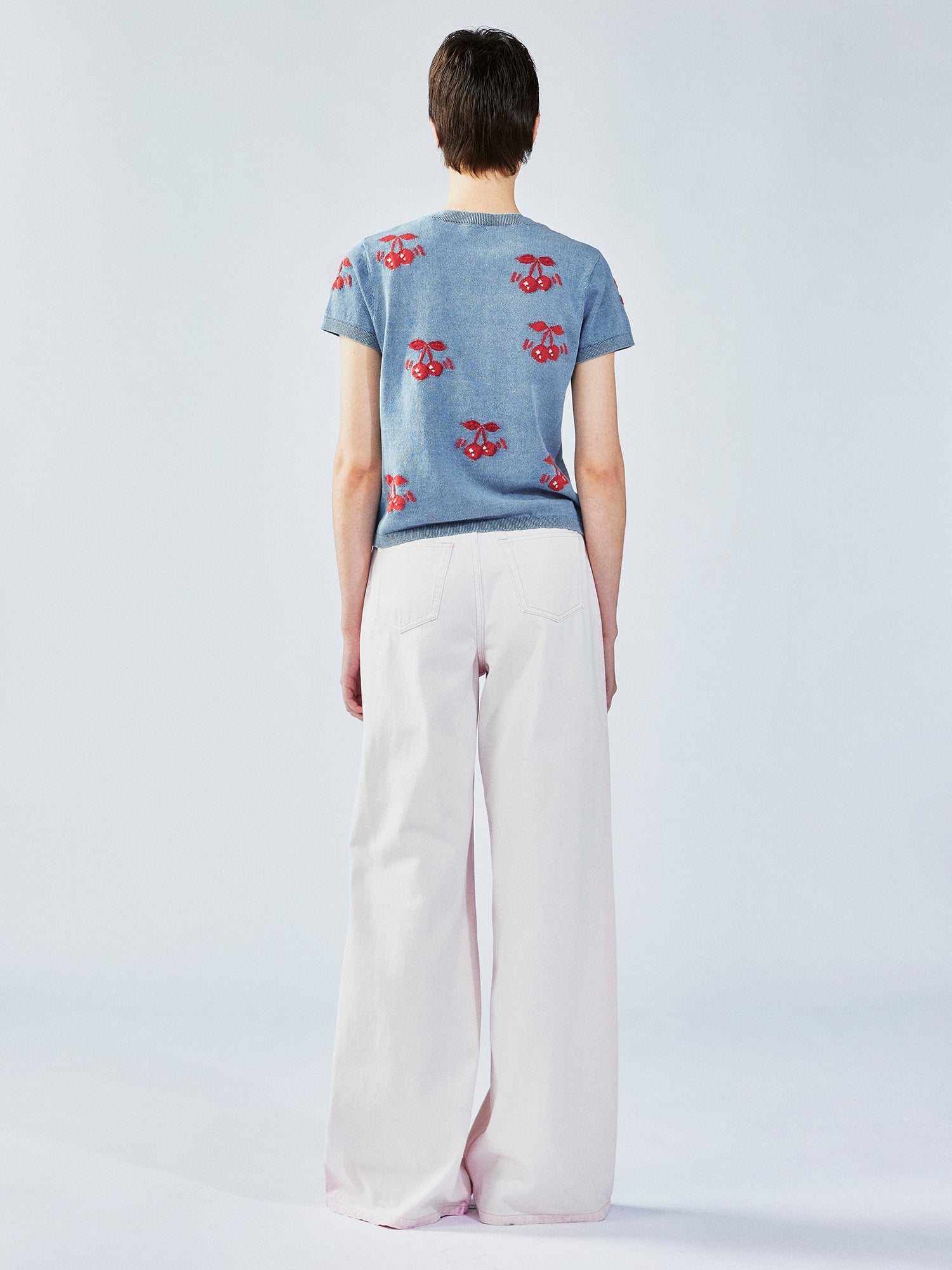 Dynamic cherry knit t-shirt