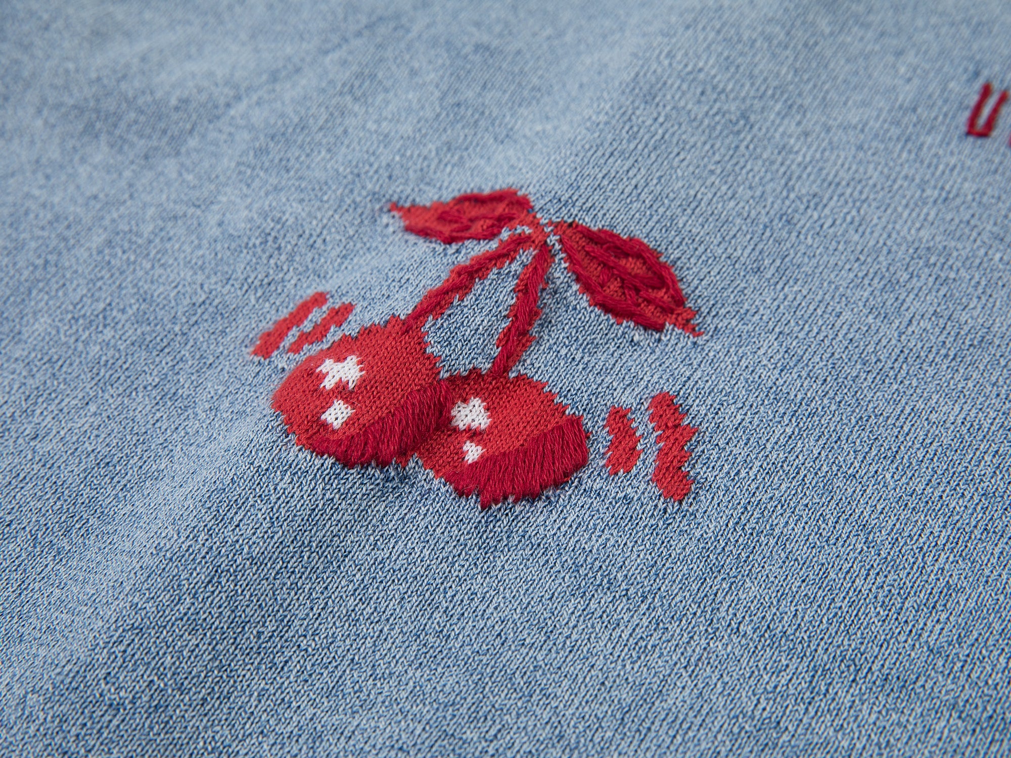 Dynamic cherry knit t-shirt