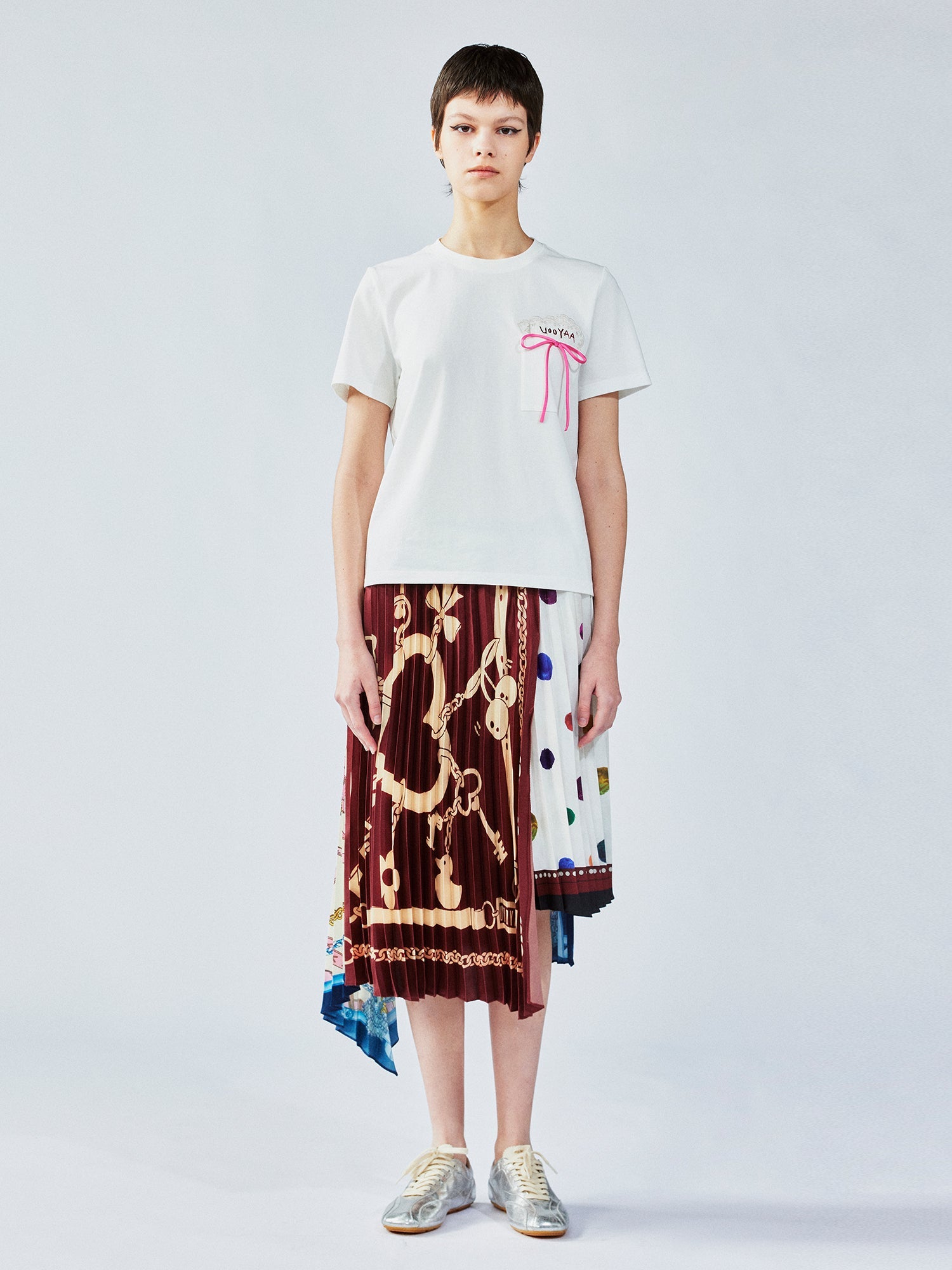 Npkin-pocket appliqué embroidery t-shirt