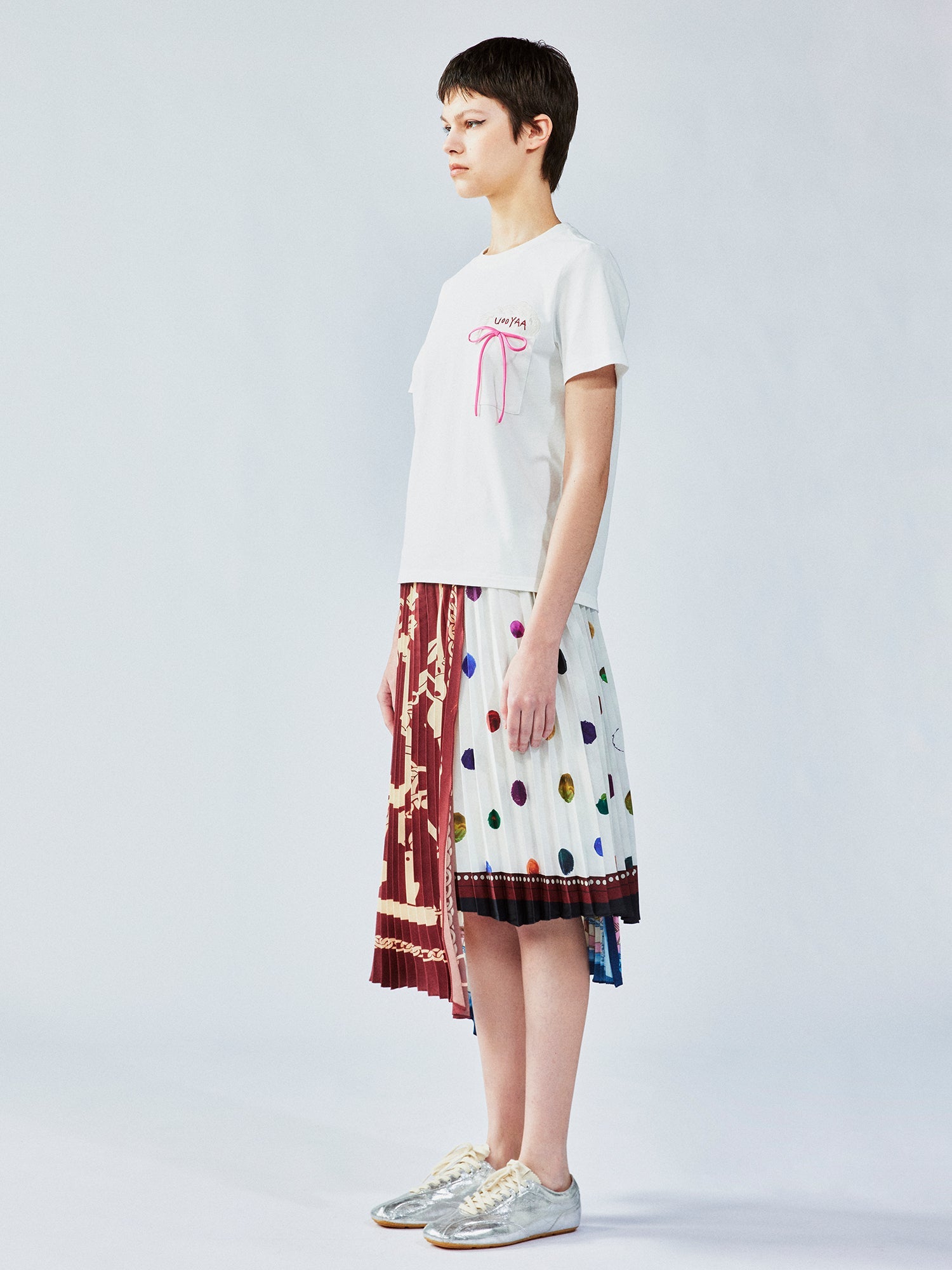 Npkin-pocket appliqué embroidery t-shirt