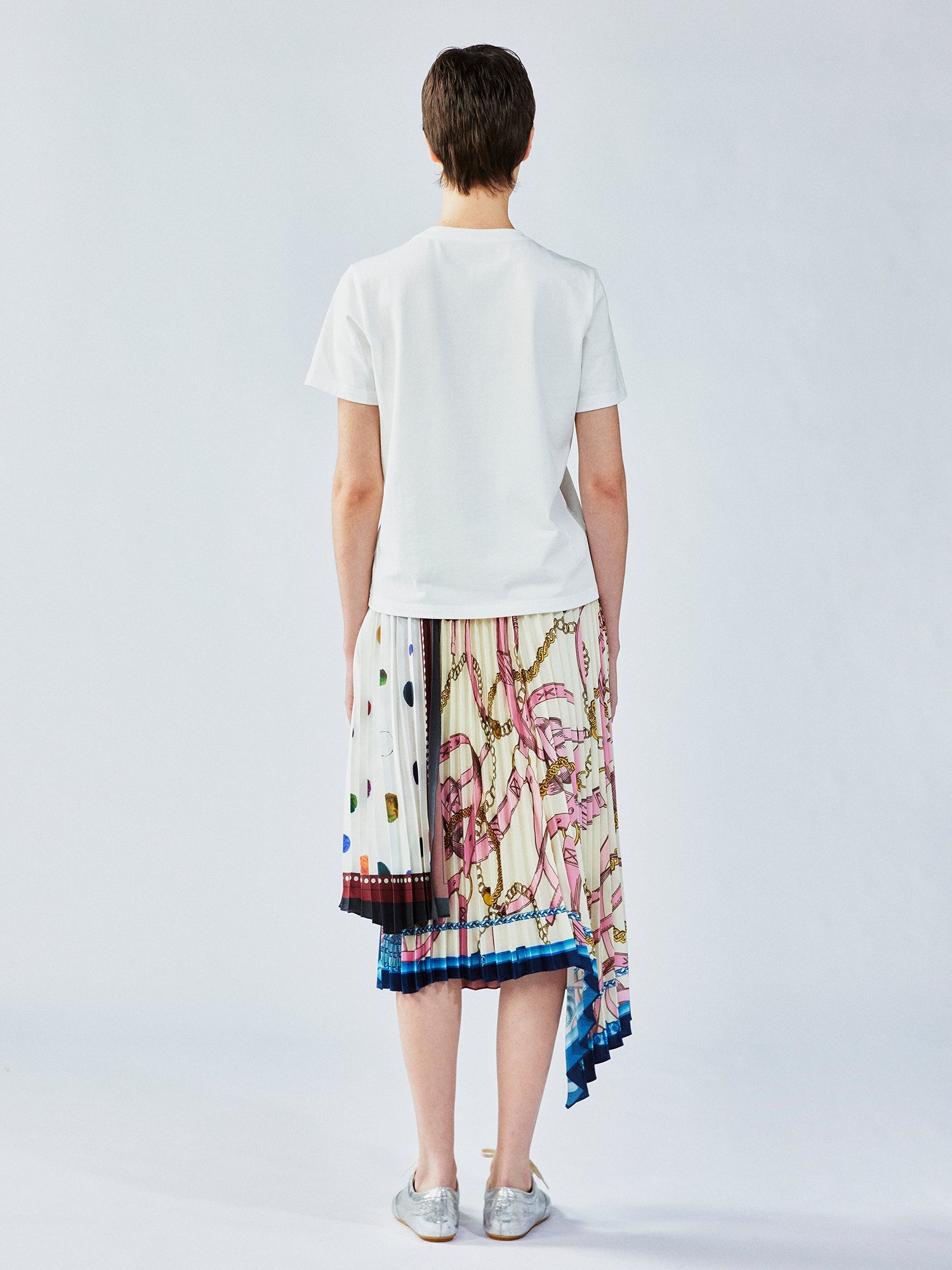 Npkin-pocket appliqué embroidery t-shirt