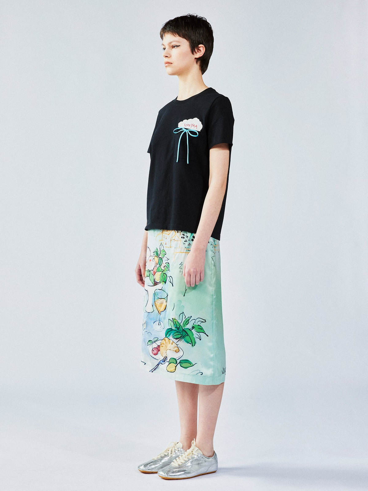 ポケットアップリケ刺繍Tシャツ
