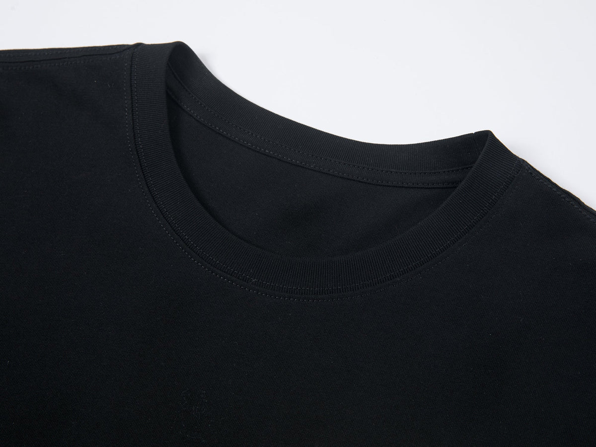 ポケットアップリケ刺繍Tシャツ