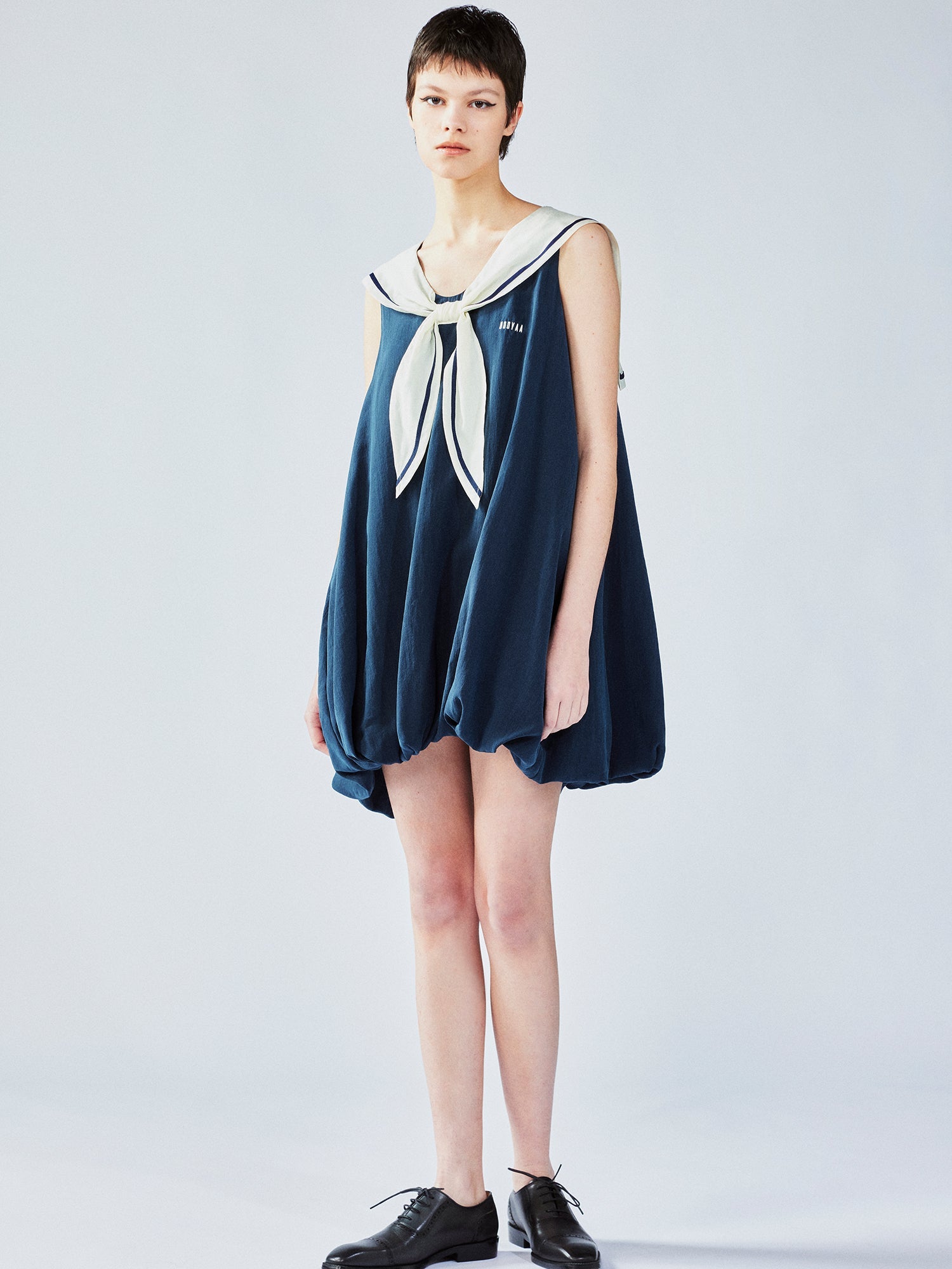 Navy-collar tulip dress