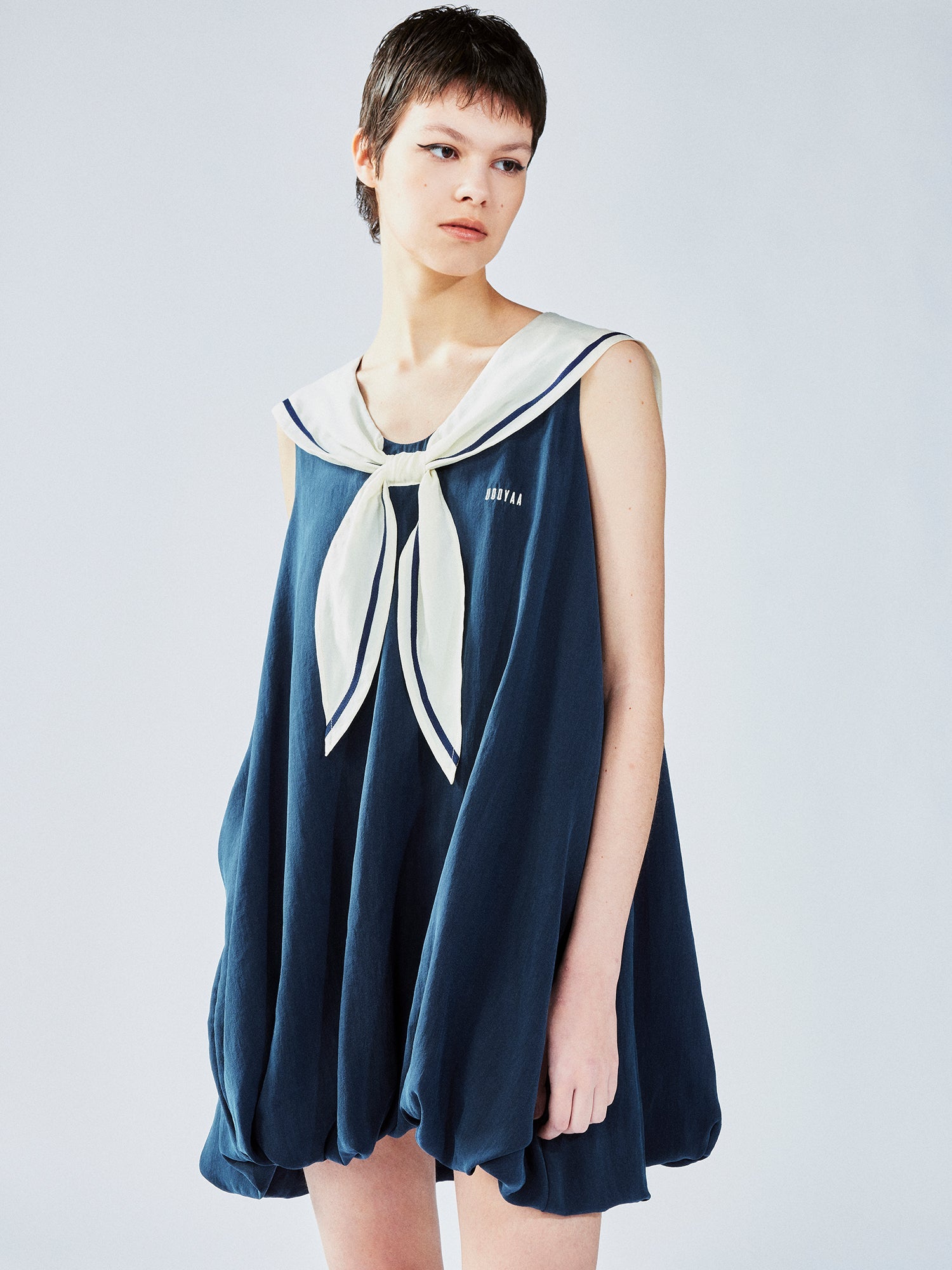 Navy-collar tulip dress
