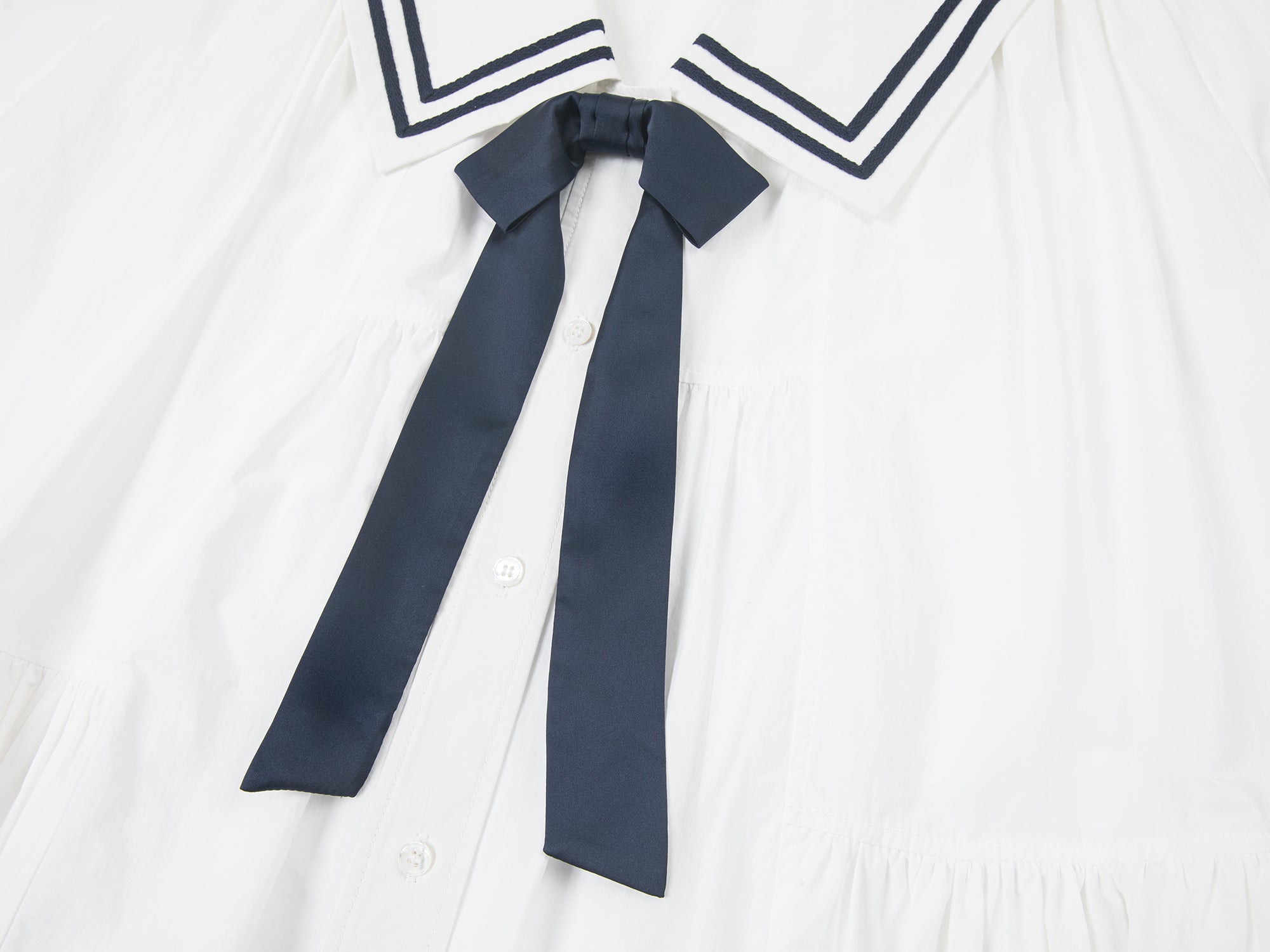 Collegiate sailor-collar dress