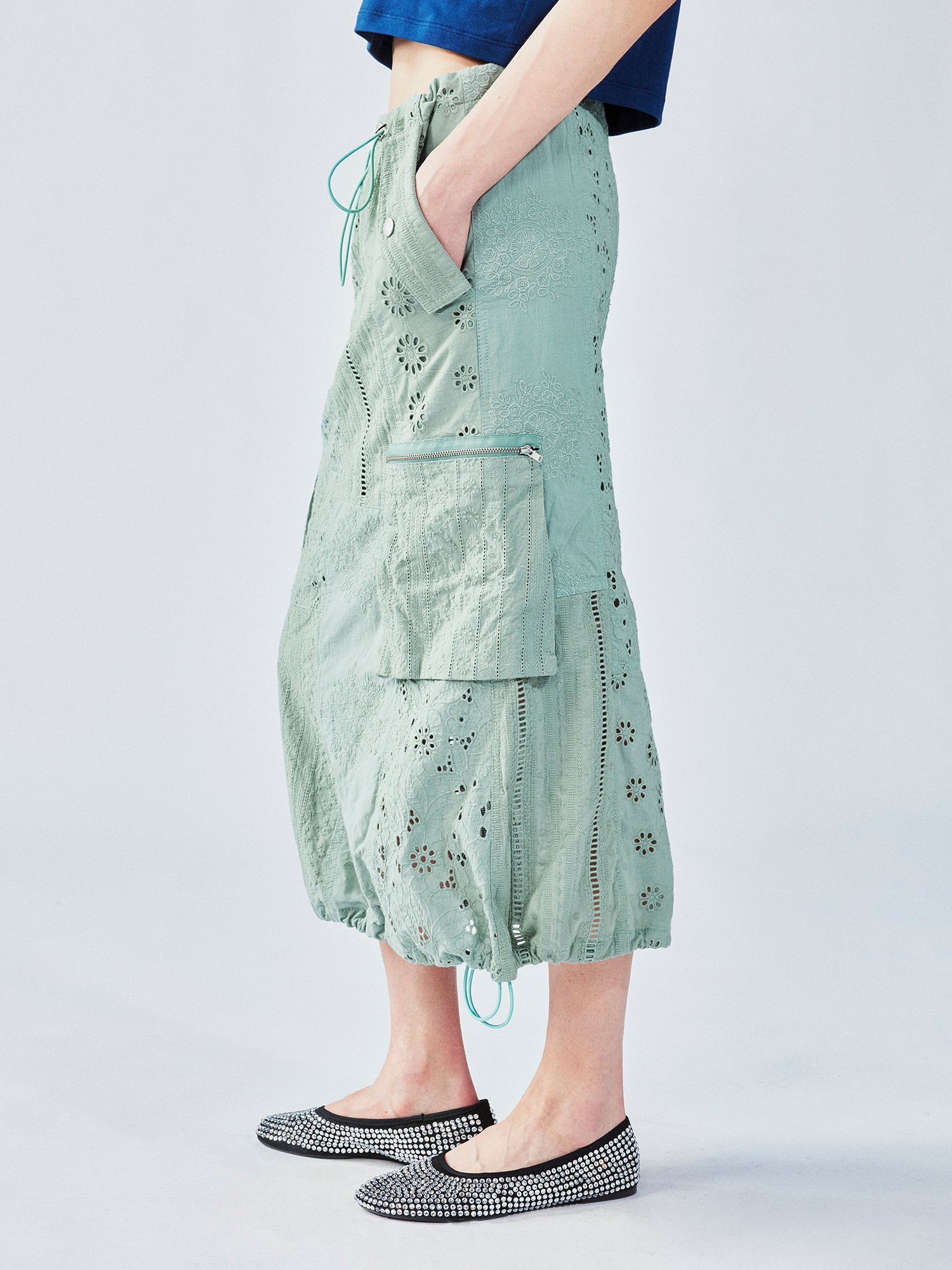 Openwork embroidery utility skirt