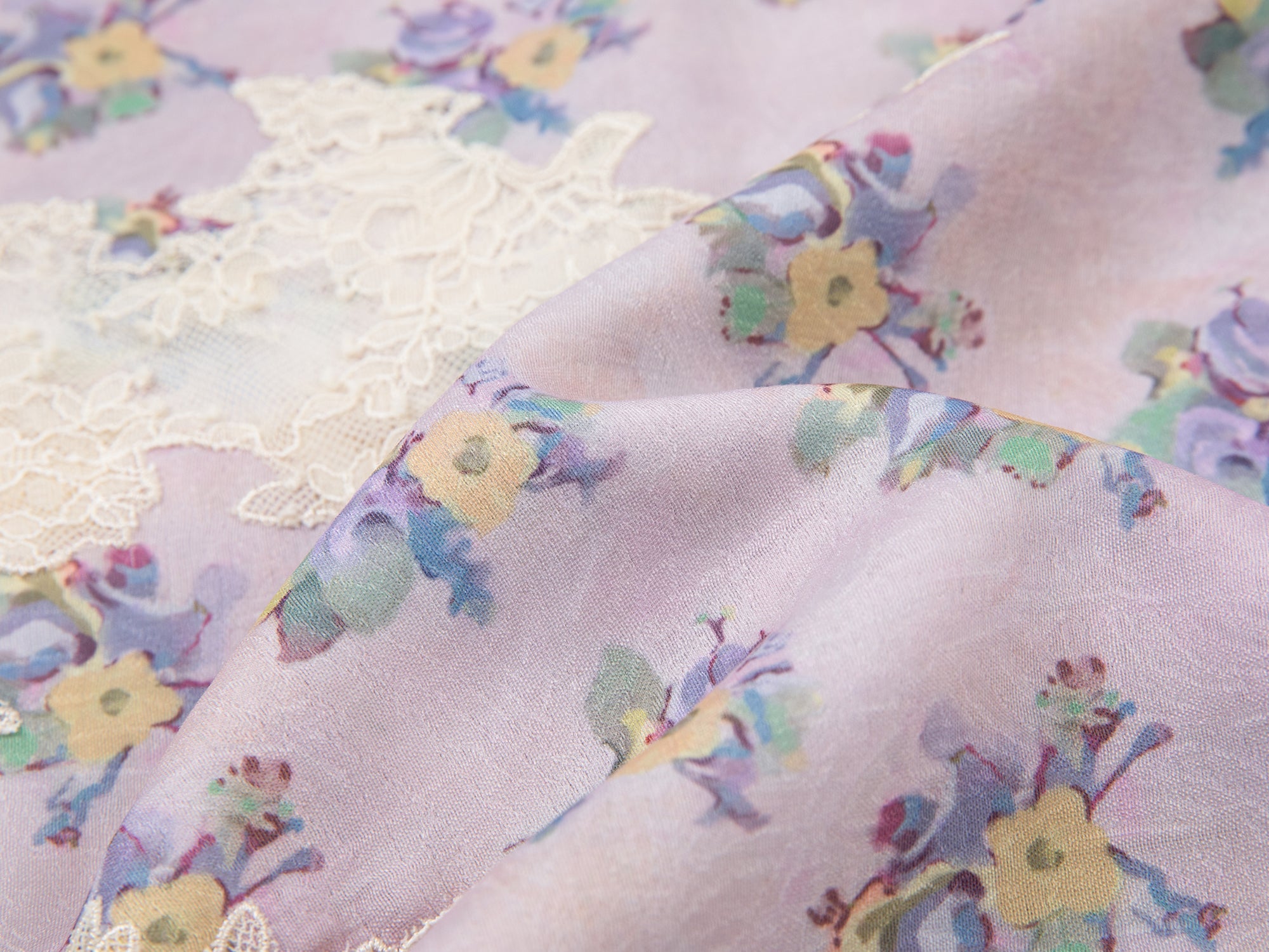 Vintage wallpaper-inspired floral lace cami