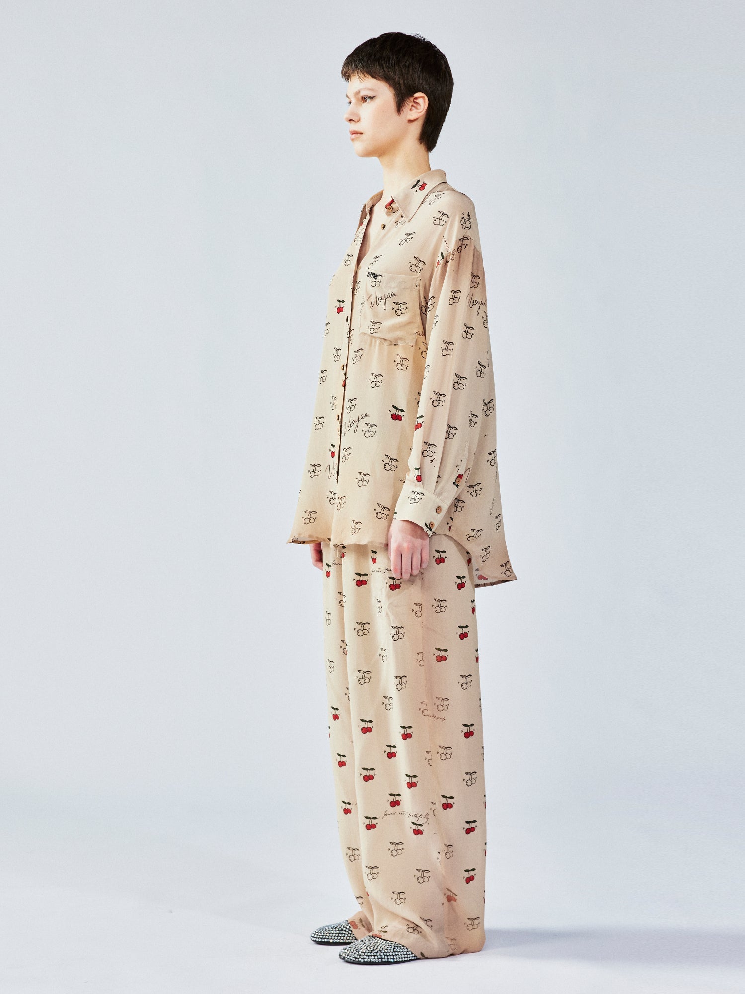 Hand-sketched dynamic cherry print shirt