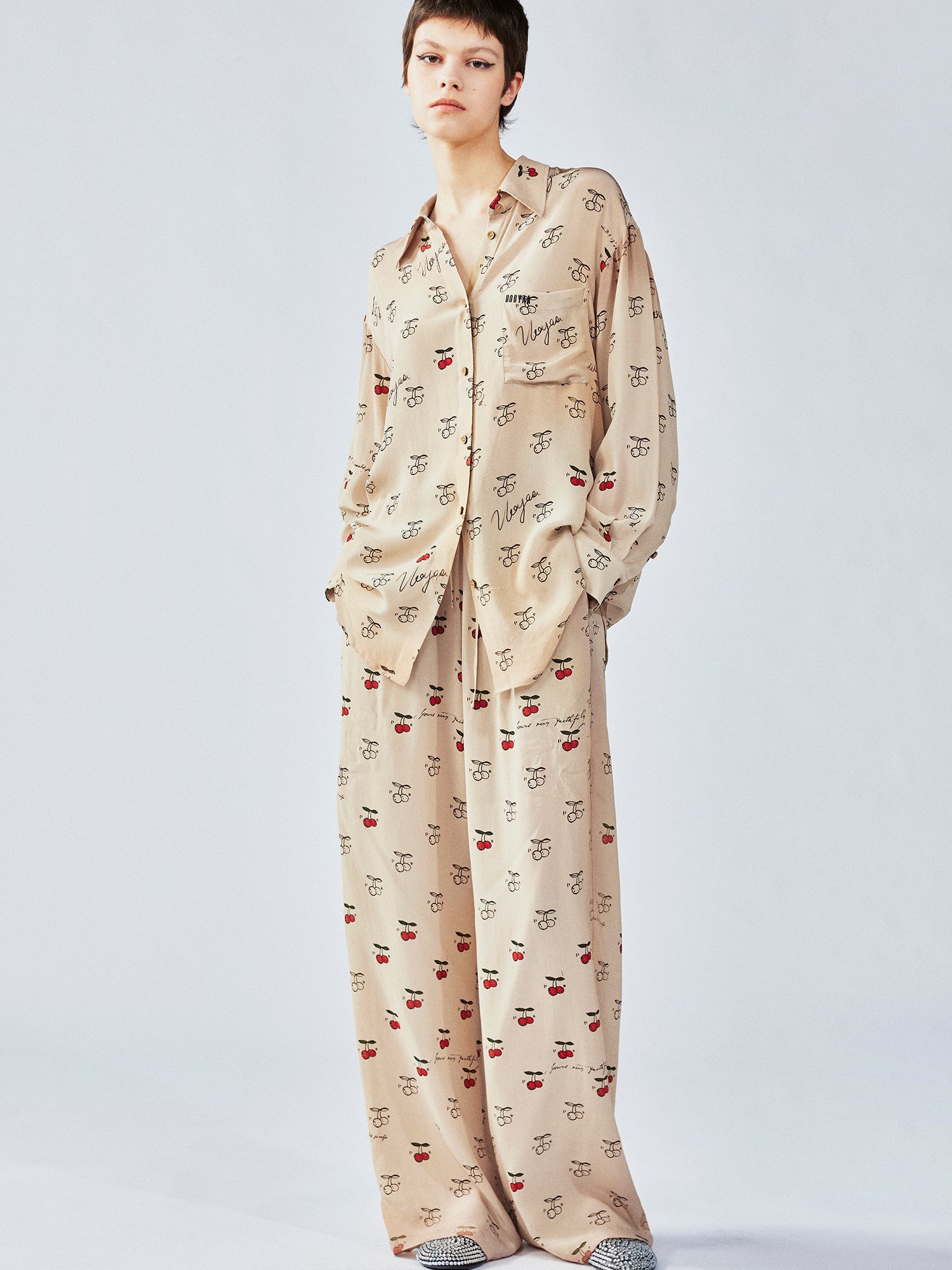 Hand-sketched dynamic cherry print shirt