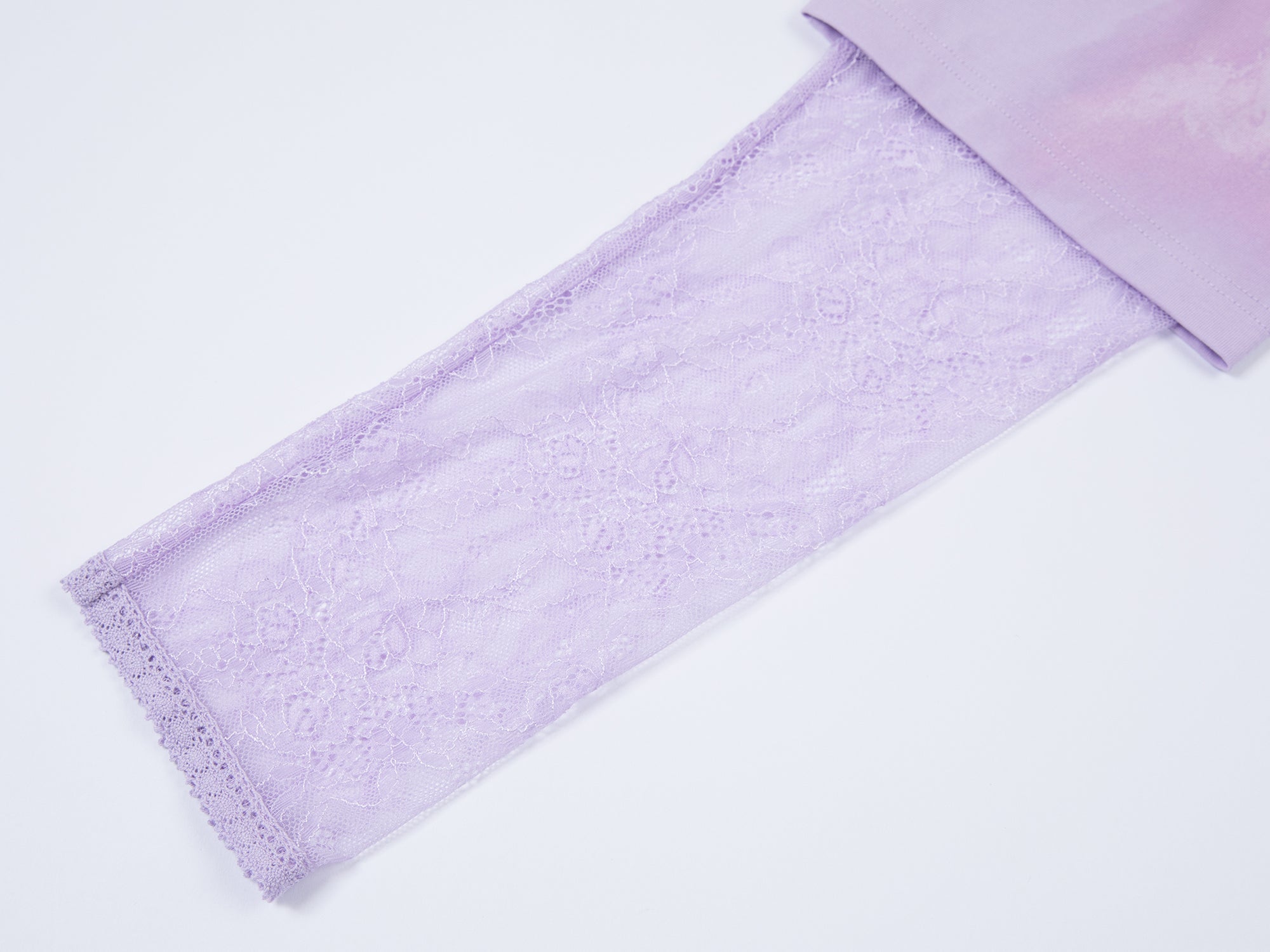 Hand-drawn duck lace layered tee