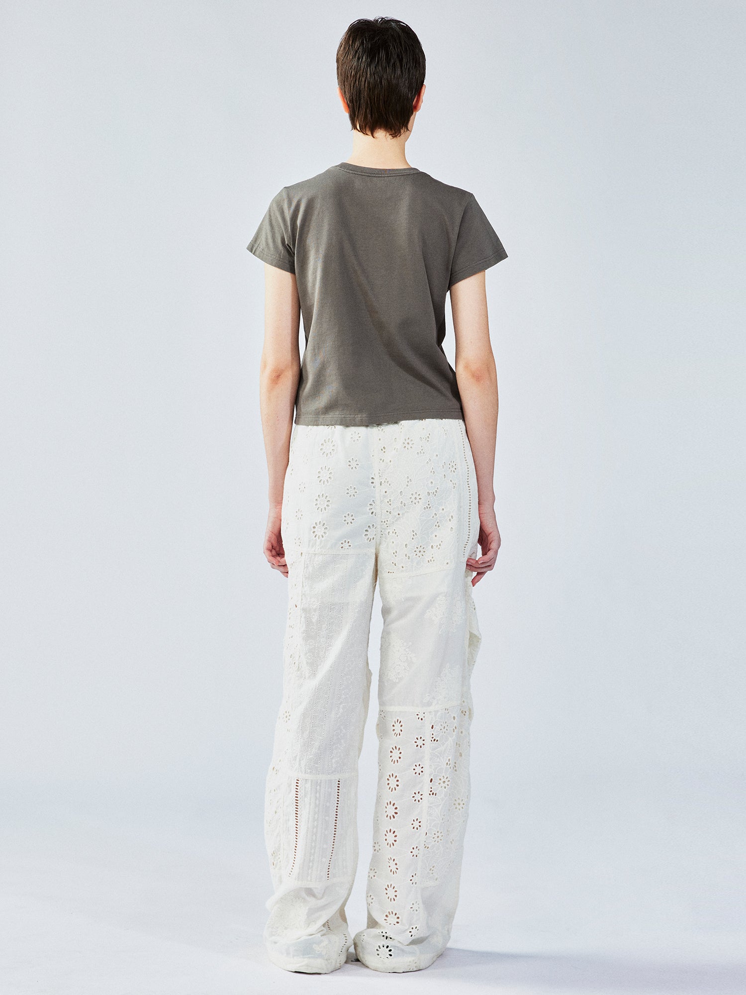 Surreal design key appliqué T-shirt