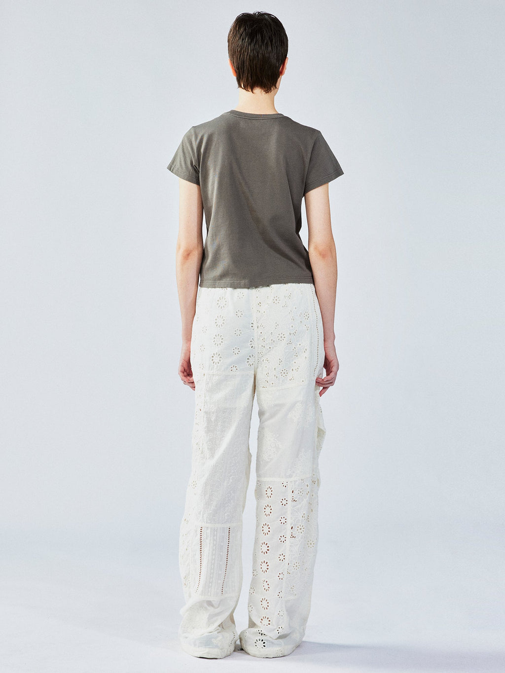 Surreal design key appliqué T-shirt