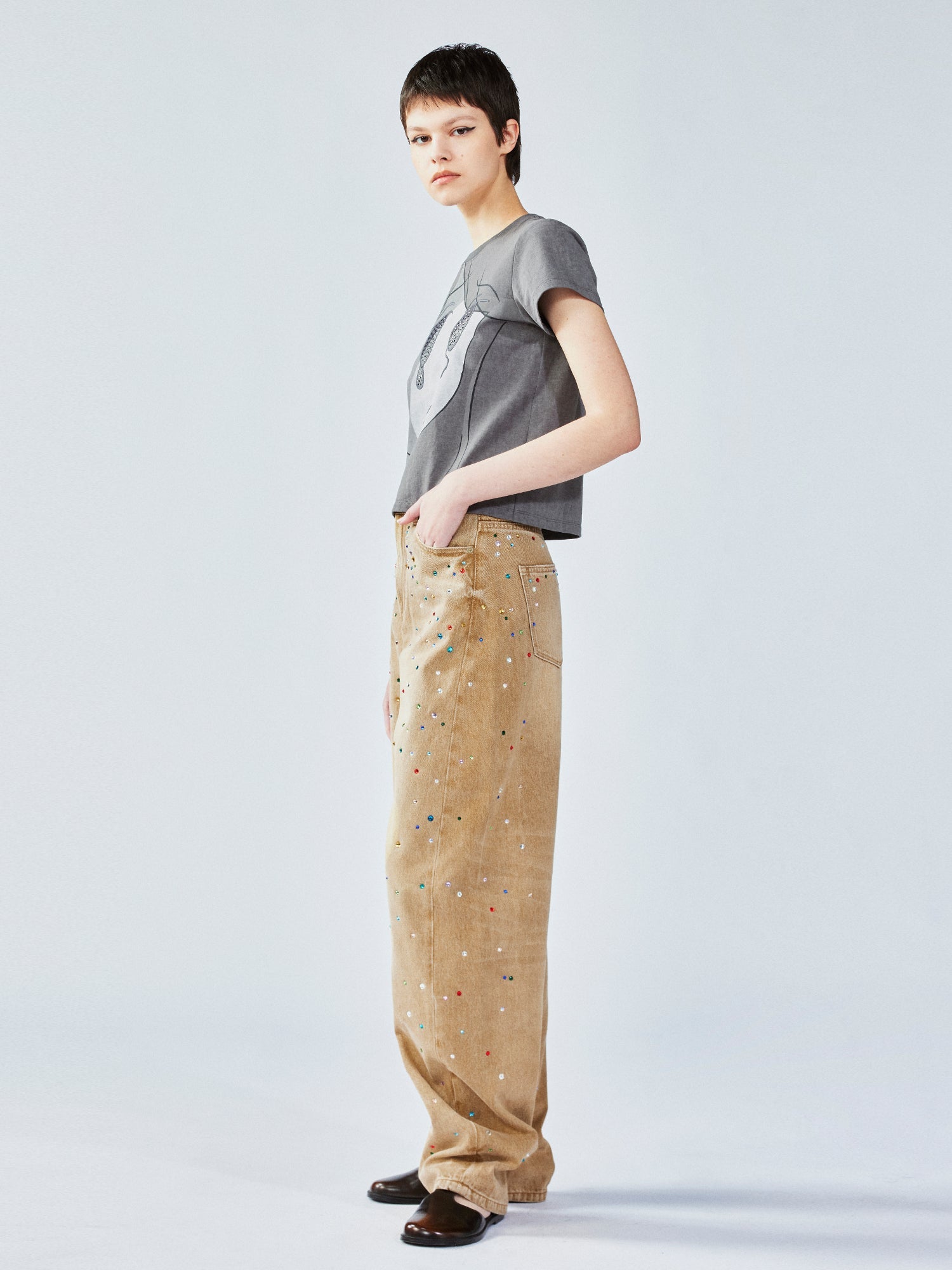 Moody girl print rhinestone T-shirt