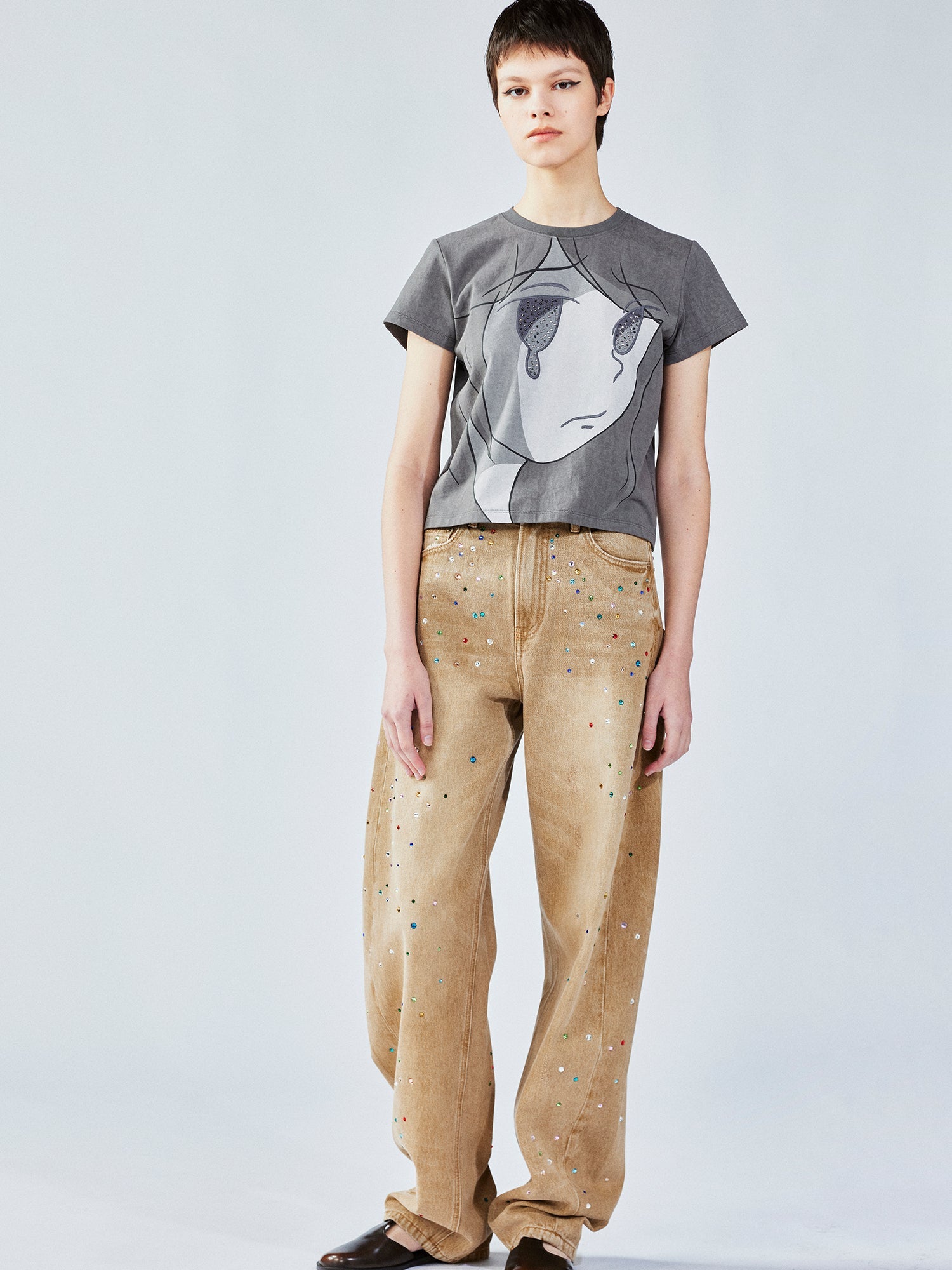 Moody girl print rhinestone T-shirt