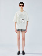 猫の窓風景アップリケTシャツ