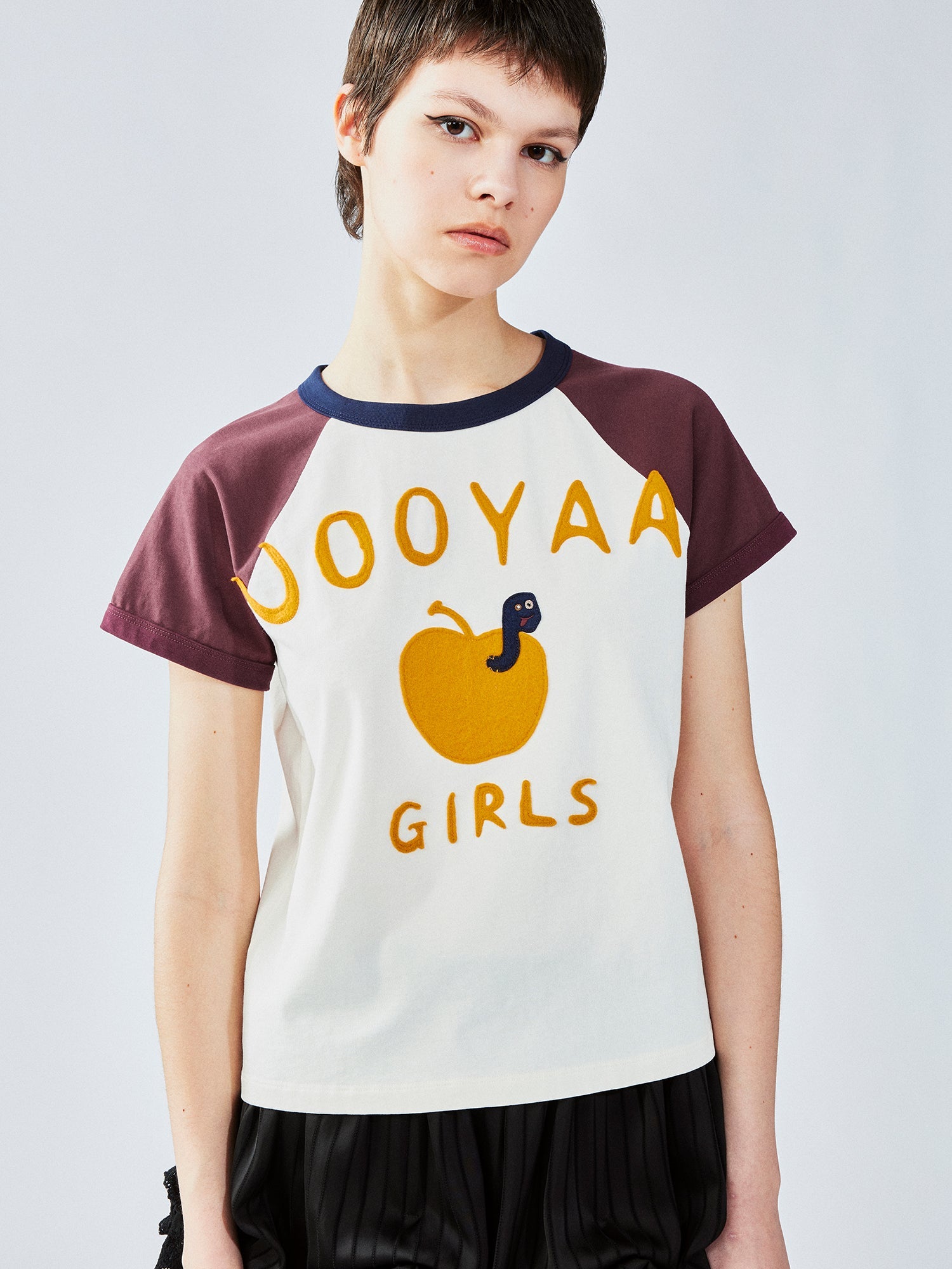 Apple worm felt appliqué raglan tee