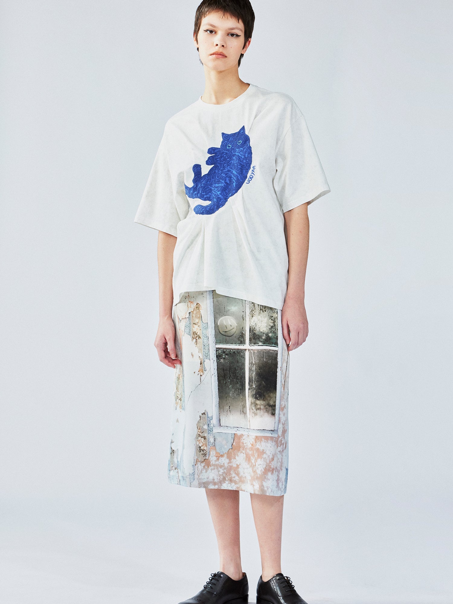 Klein blue cat T-shirt