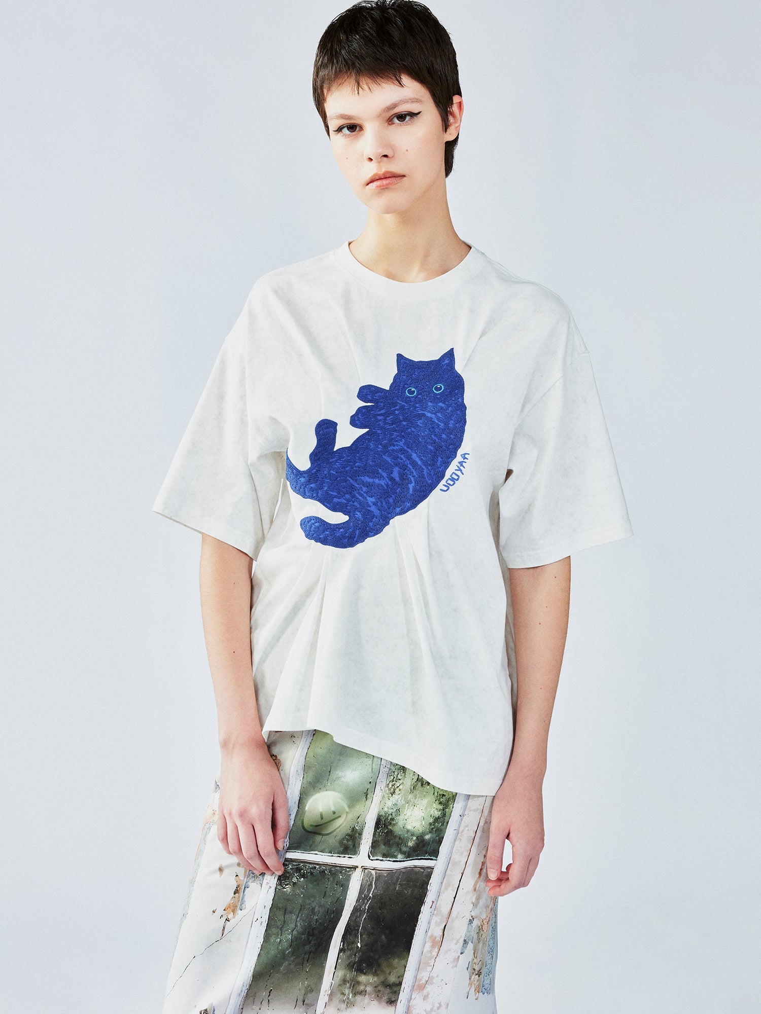 Klein blue cat T-shirt