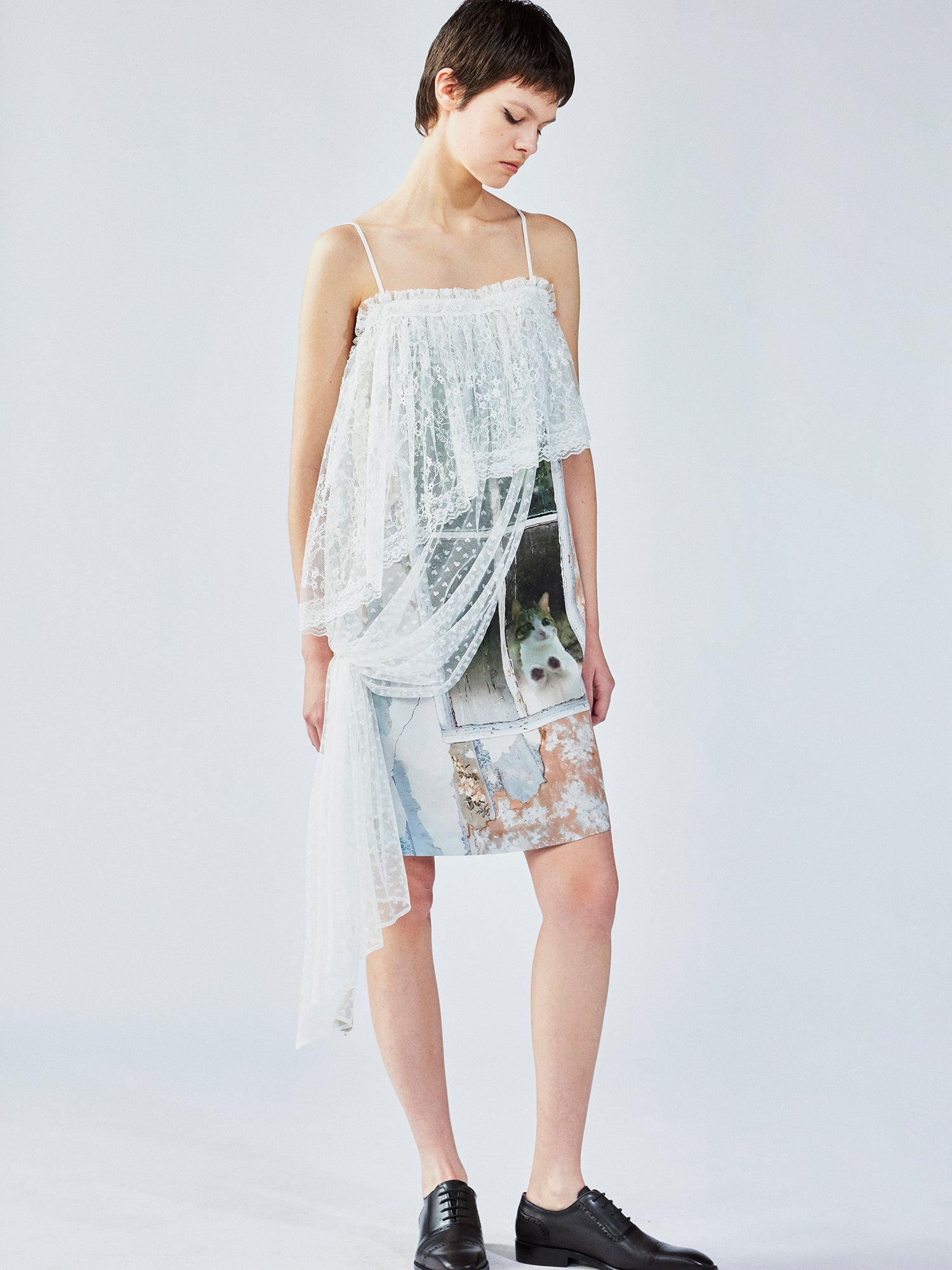 Satin & lace window scene print slip dress