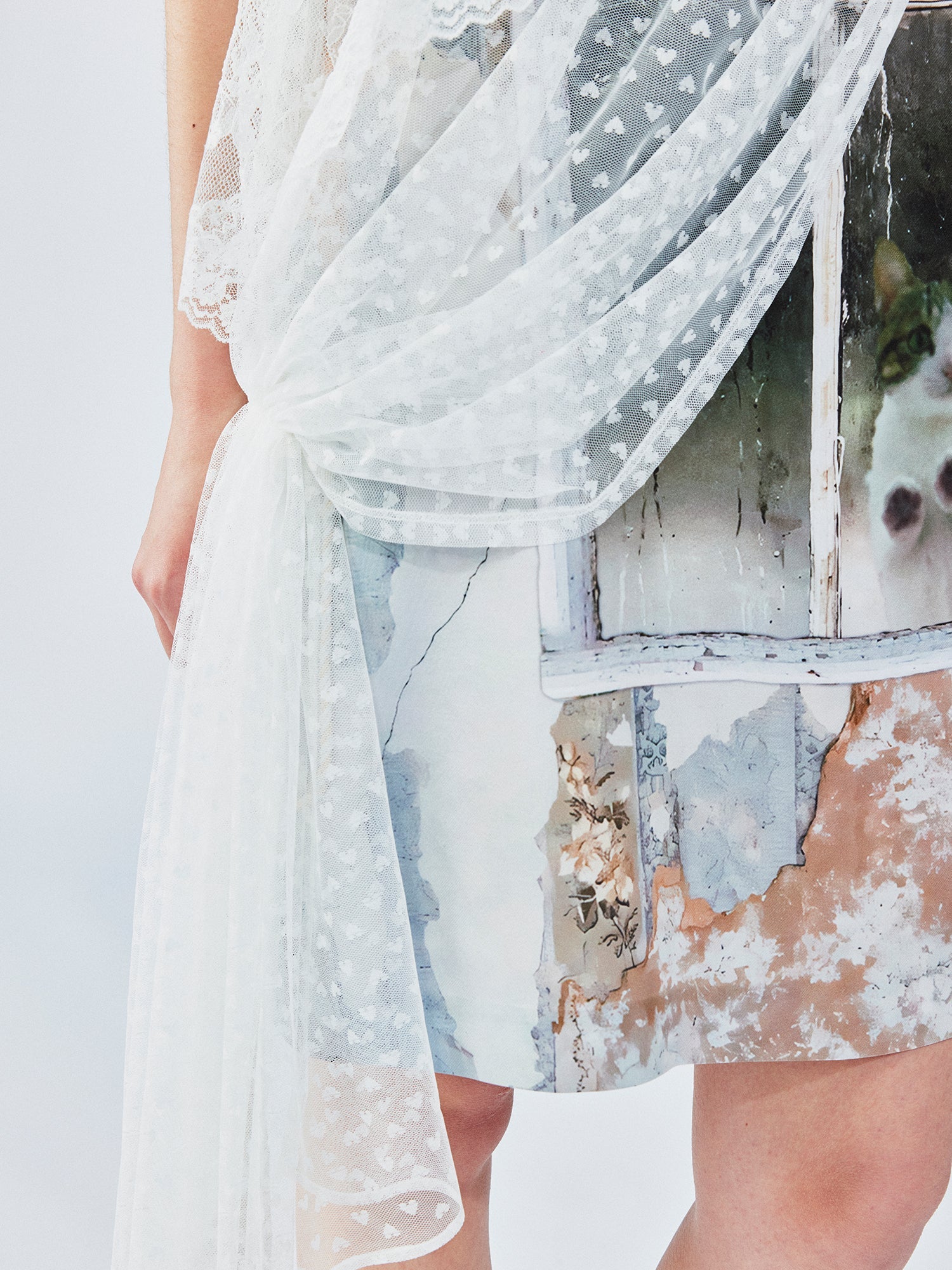 Satin & lace window scene print slip dress