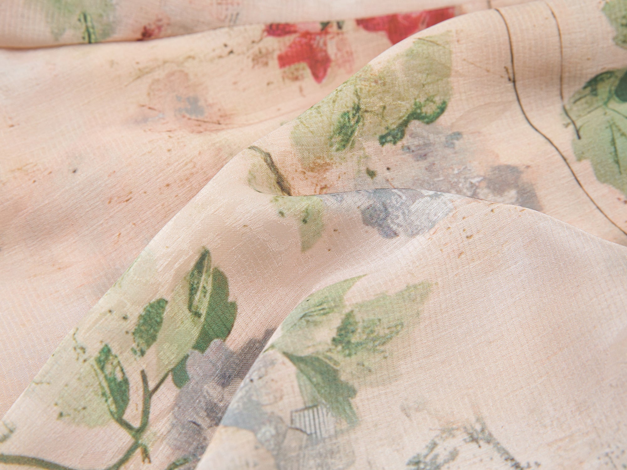 Vintage wallpaper-inspired floral lace shorts