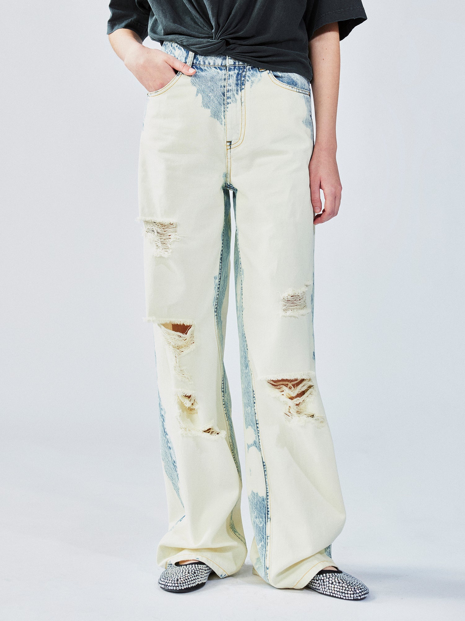 Faded wash distressed straight jeans