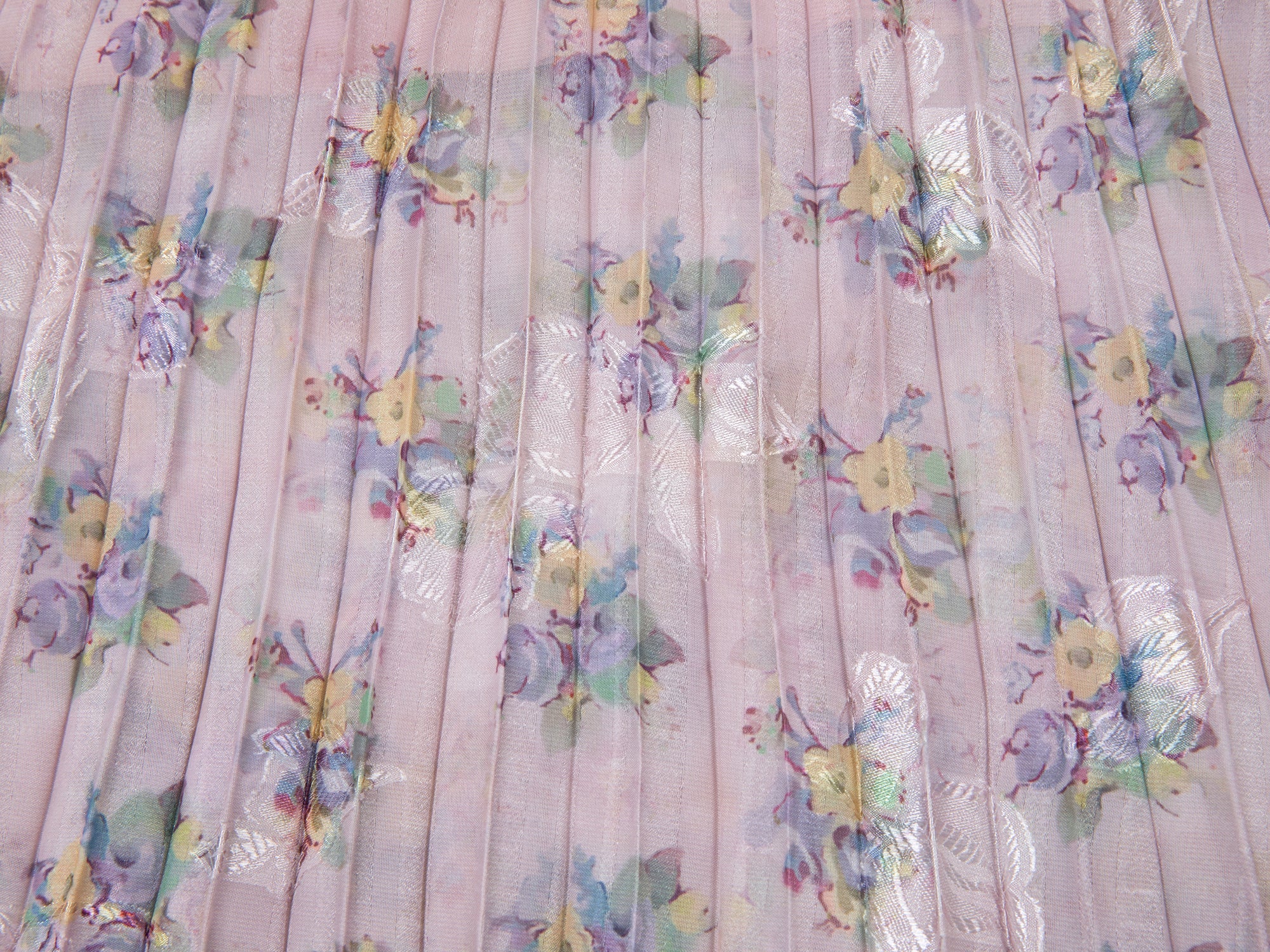 Vintage wallpaper-inspired floral lace pleated skirt