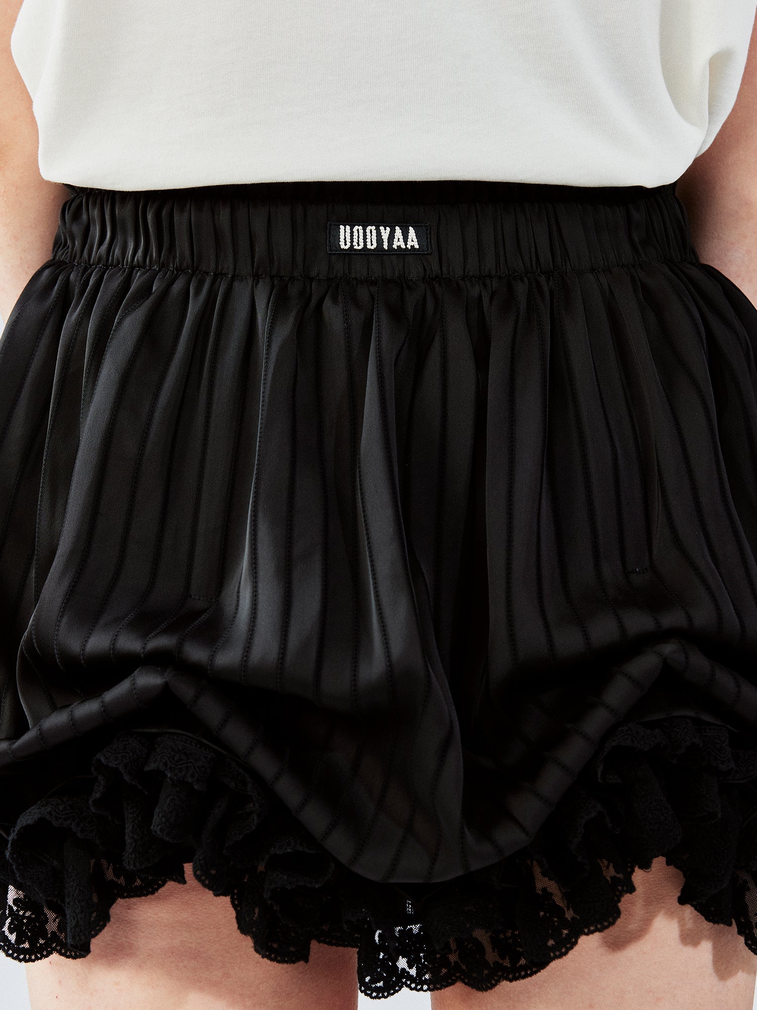 Satin bubble-hem skort