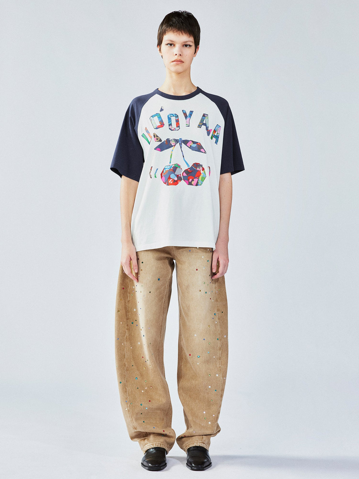 花柄パッチワークのチェリープリントラグランTシャツ