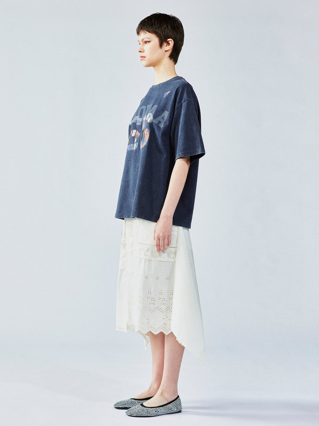 花柄パッチワークのカレッジTシャツ