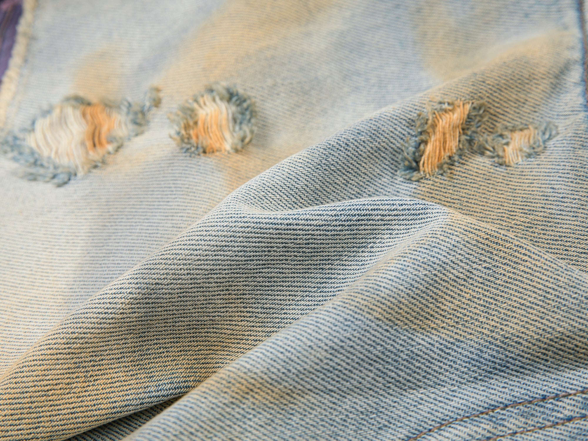 Pleated scarf denim skirt